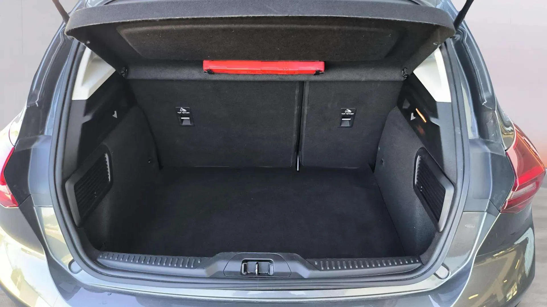 Ford Focus 1.0 EcoBoost MHEV Active SB - foto 26