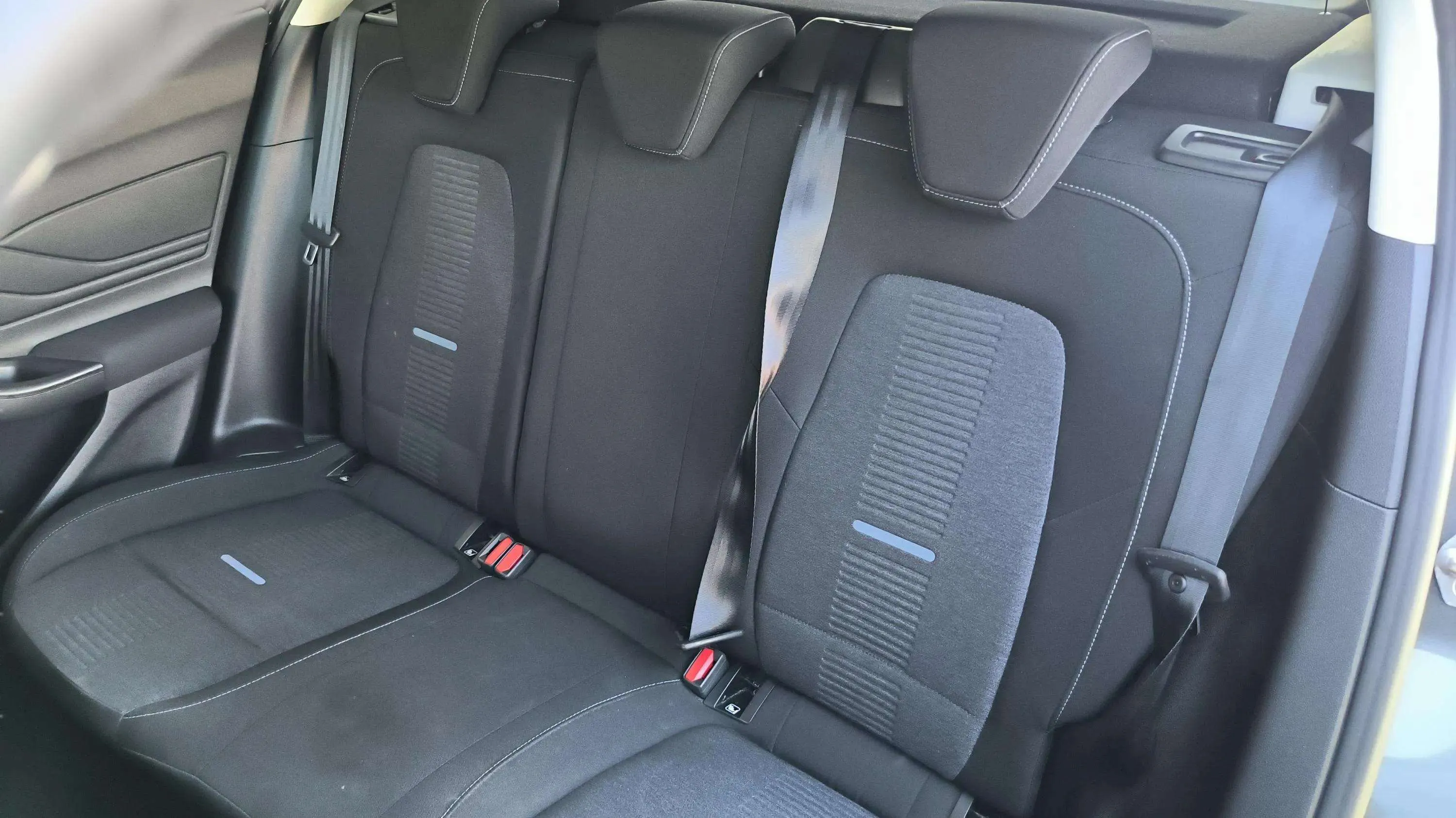 Ford Focus 1.0 EcoBoost MHEV Active SB - foto 25
