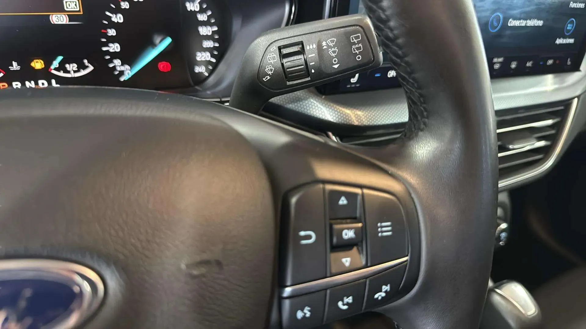 Ford Focus 1.0 EcoBoost MHEV Active - foto 18