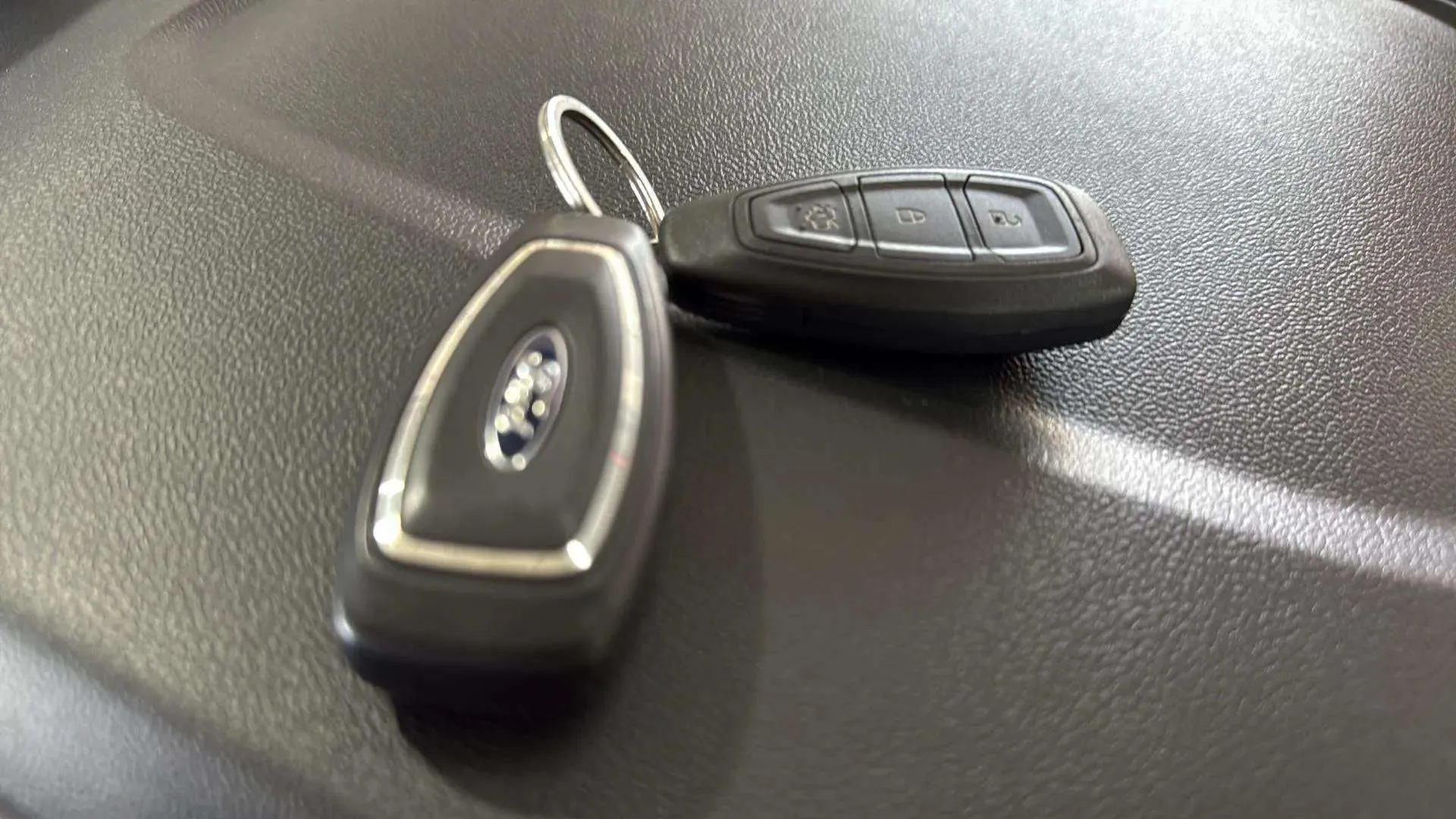 Ford Focus 1.0 EcoBoost MHEV Active - foto 14