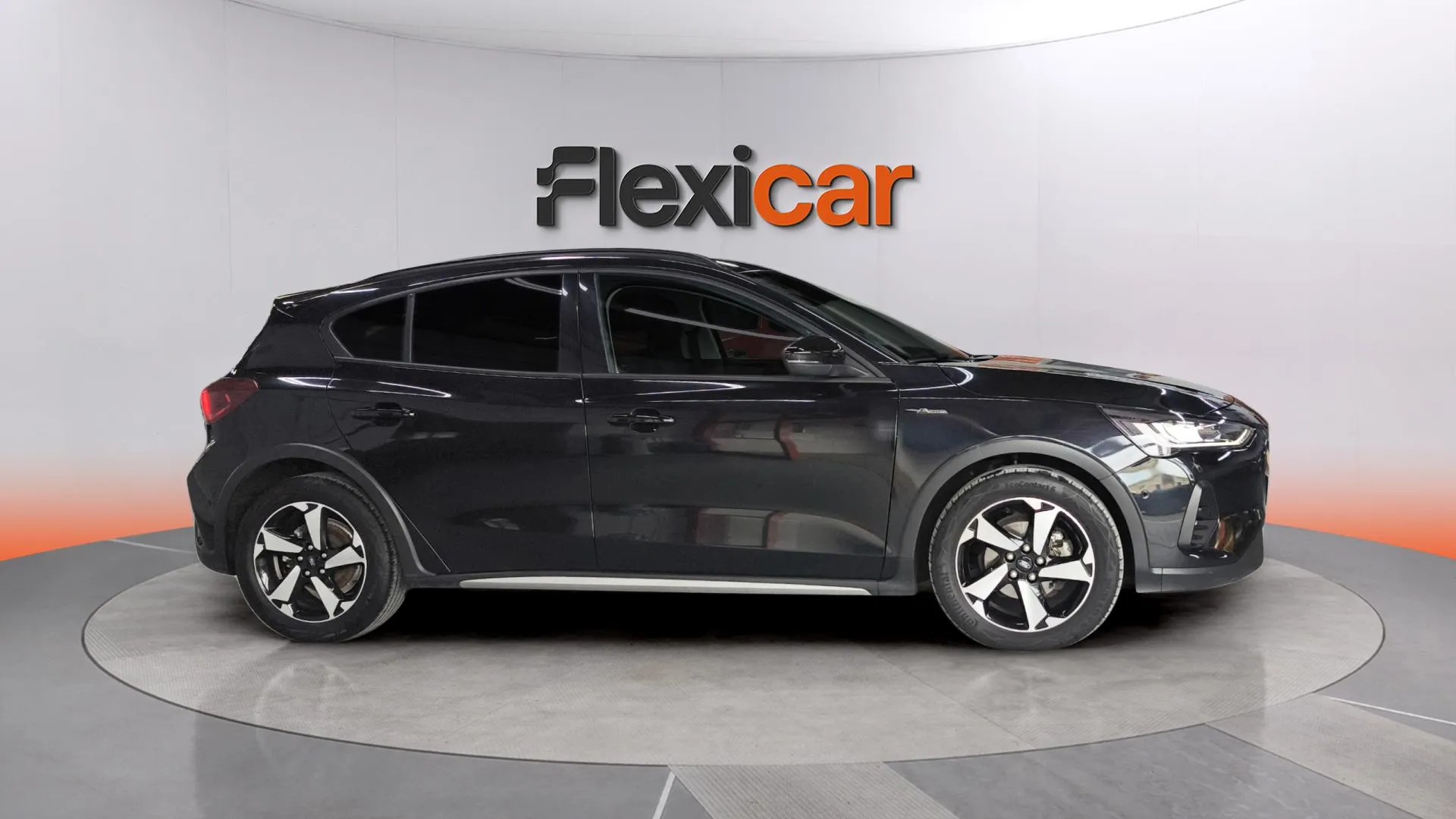 Ford Focus 1.0 EcoBoost MHEV Active SB - foto 3