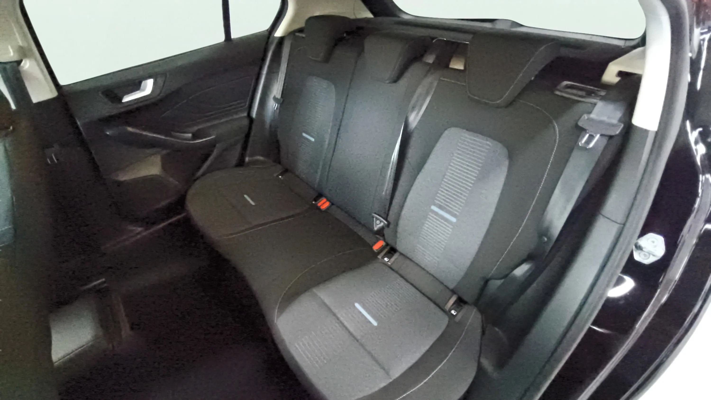 Ford Focus 1.0 EcoBoost MHEV Active SB - foto 25