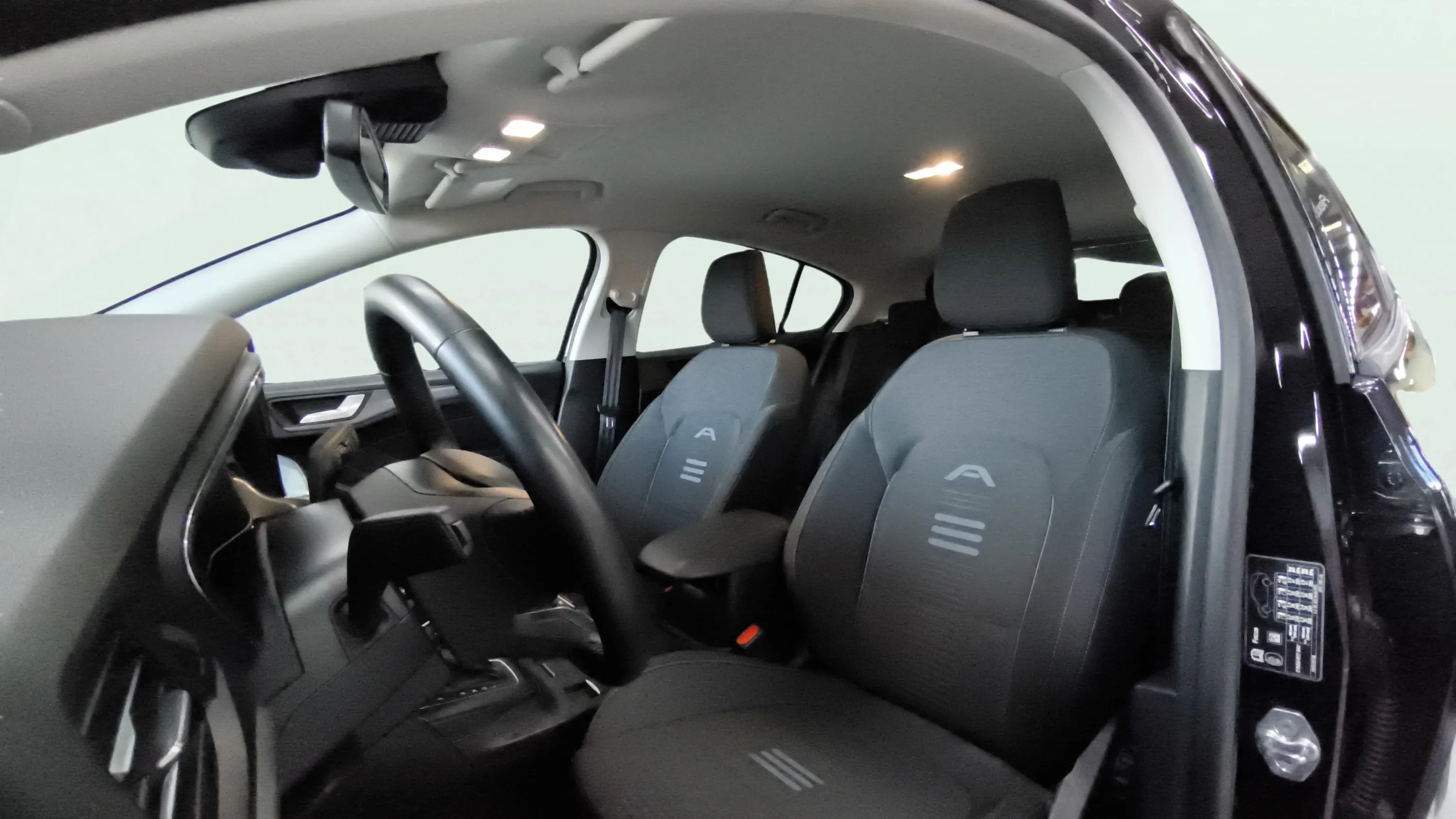 Ford Focus 1.0 EcoBoost MHEV Active SB - foto 13