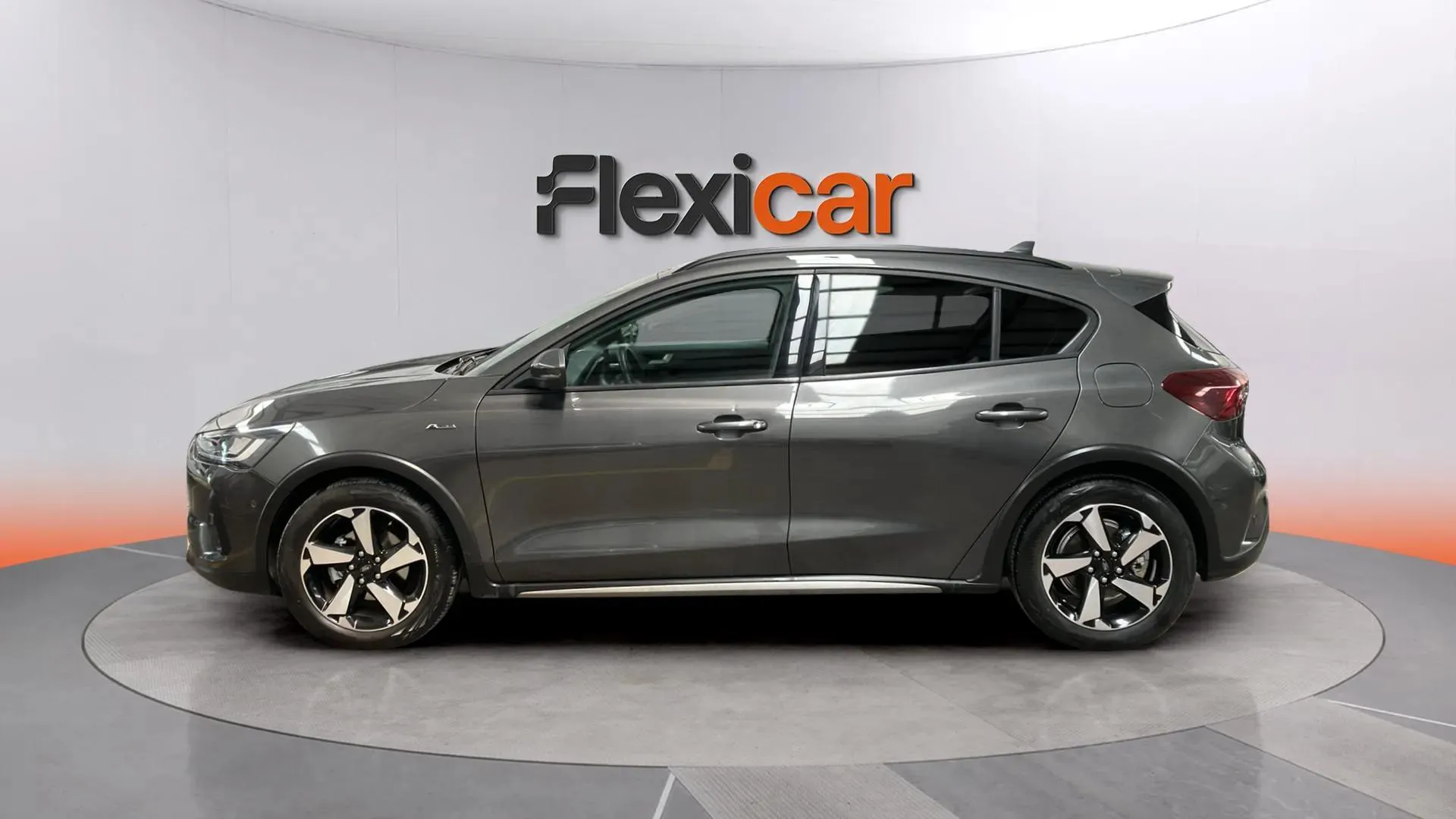 Ford Focus 1.0 EcoBoost MHEV Active - foto 3