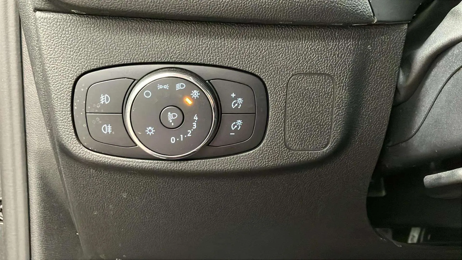 Ford Focus 1.0 EcoBoost MHEV Active - foto 20
