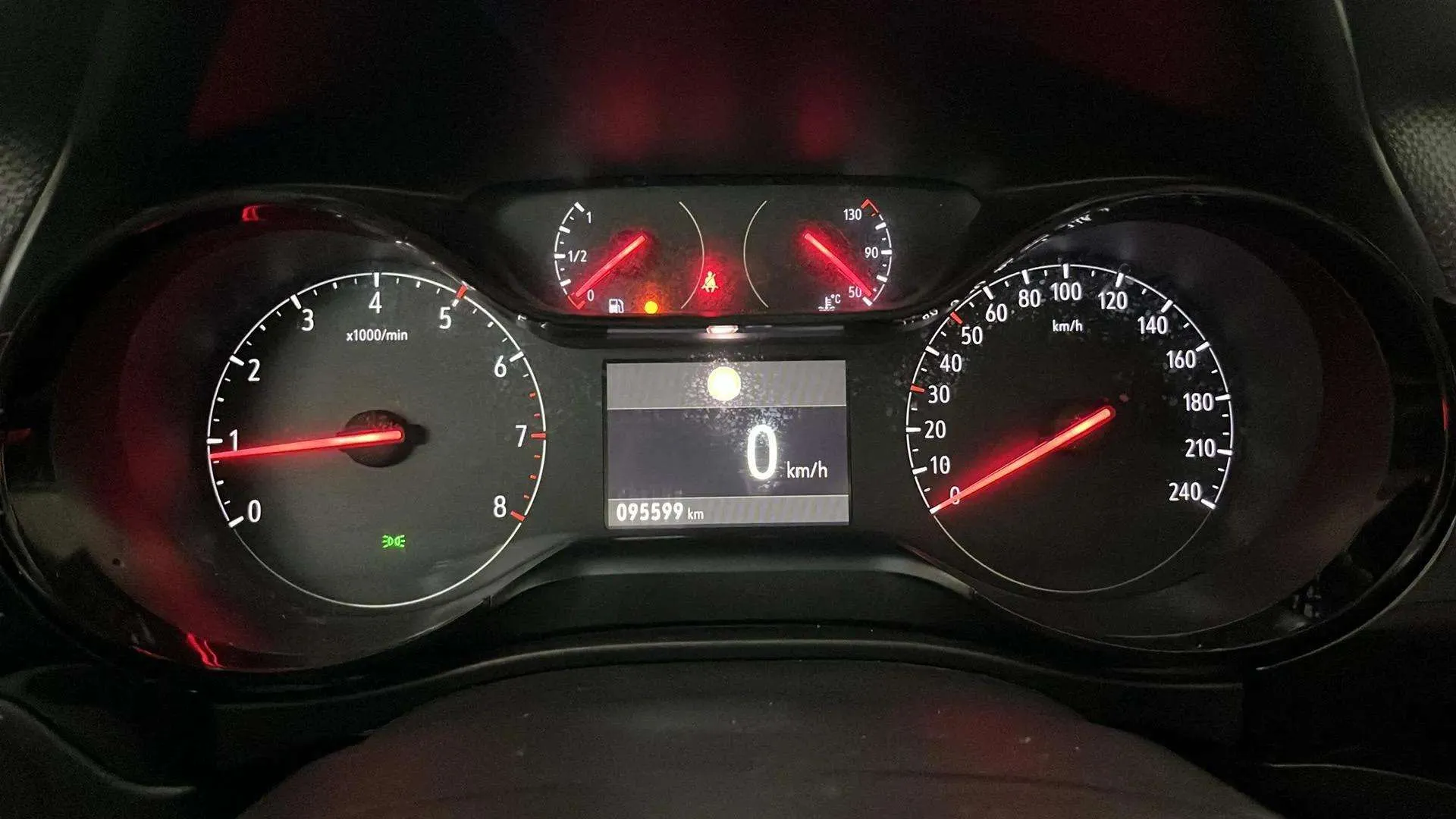 Opel Corsa 1.2T XHL Edition - foto 9