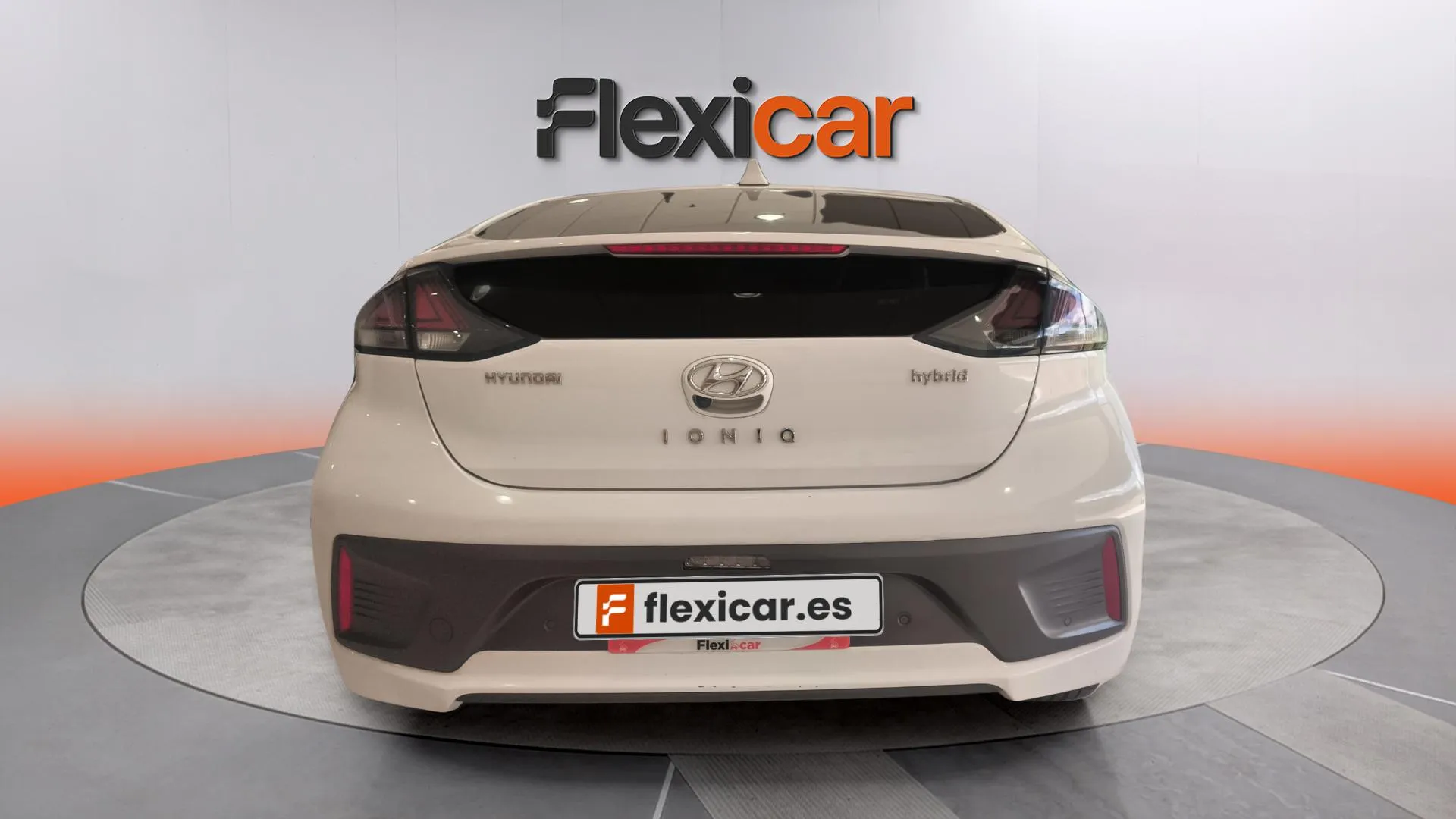 Hyundai Ioniq 1.6 GDI HEV Klass DCT - foto 4