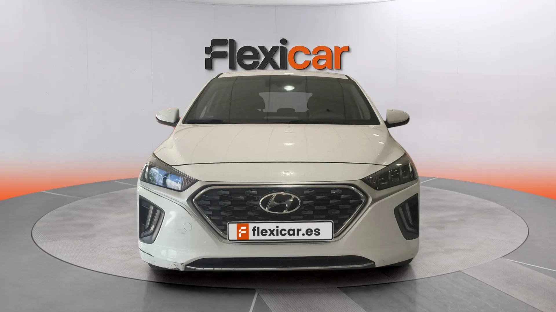 Hyundai Ioniq 1.6 GDI HEV Klass DCT - foto 2