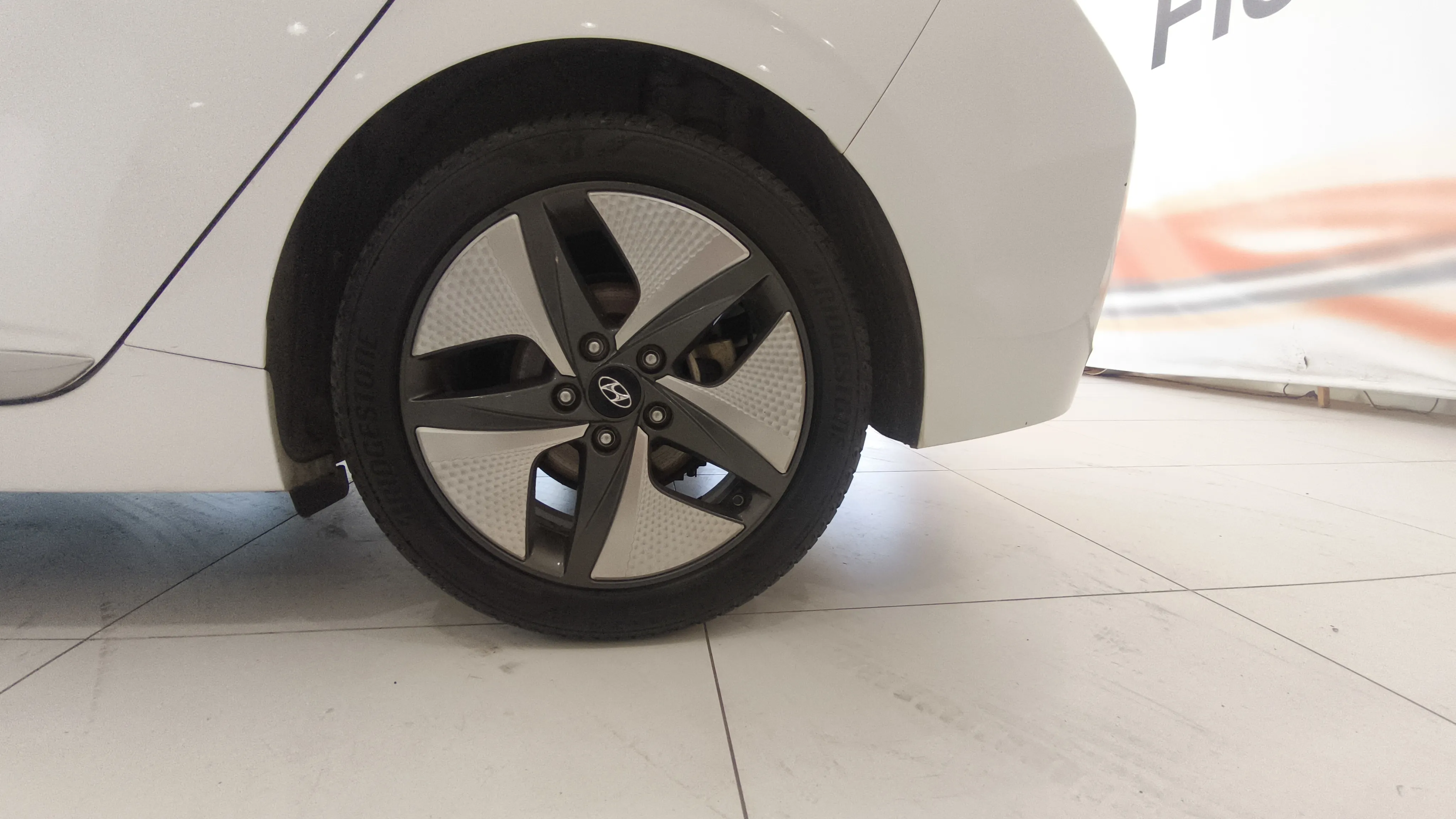 Hyundai Ioniq 1.6 GDI HEV Klass DCT - foto 14