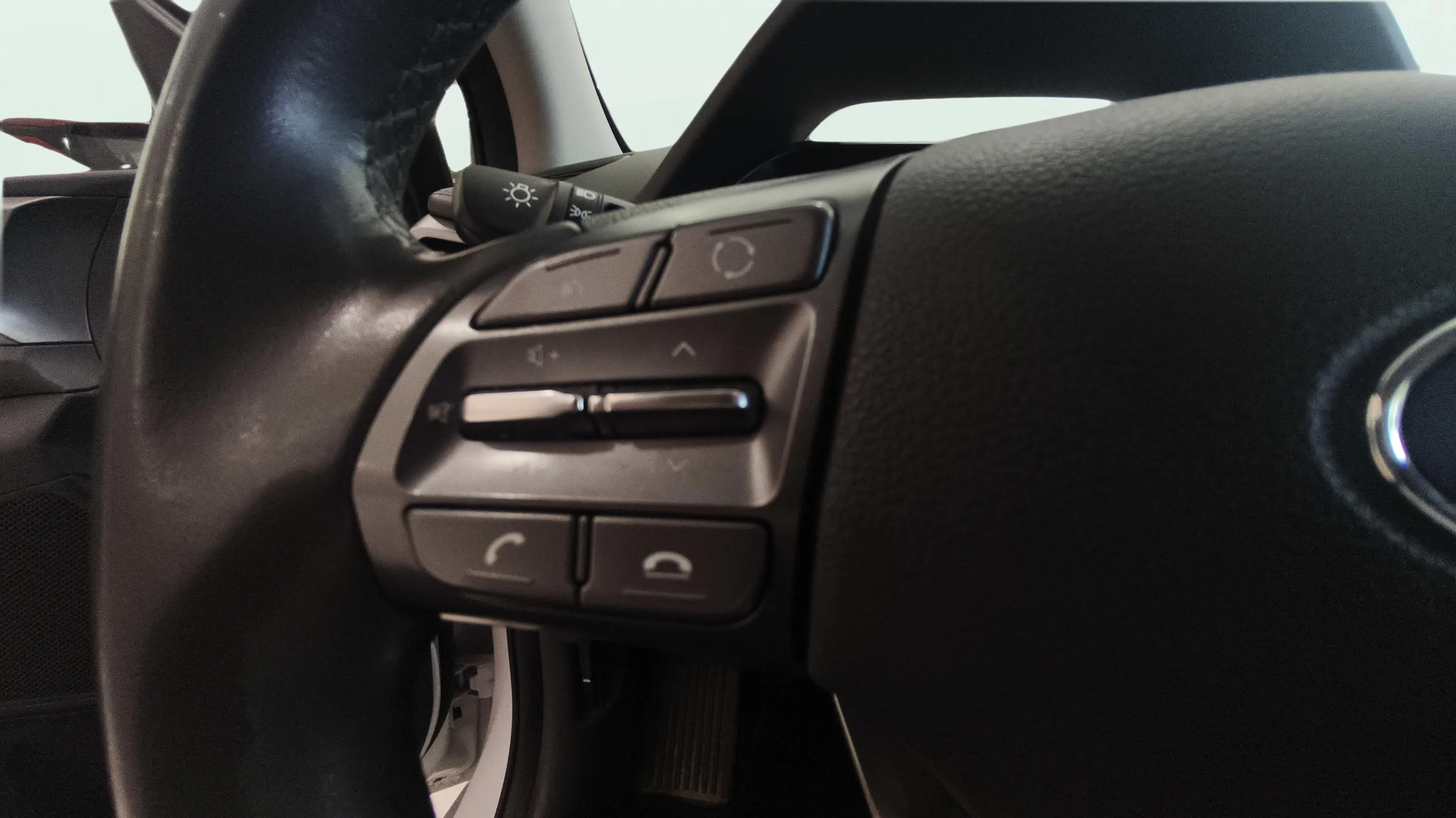 Hyundai Ioniq 1.6 GDI HEV Klass DCT - foto 16