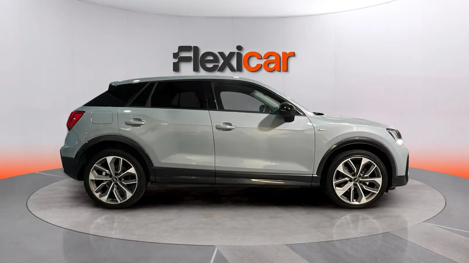 Audi Q2 Black Line 35 TDI quattro S tronic - foto 2