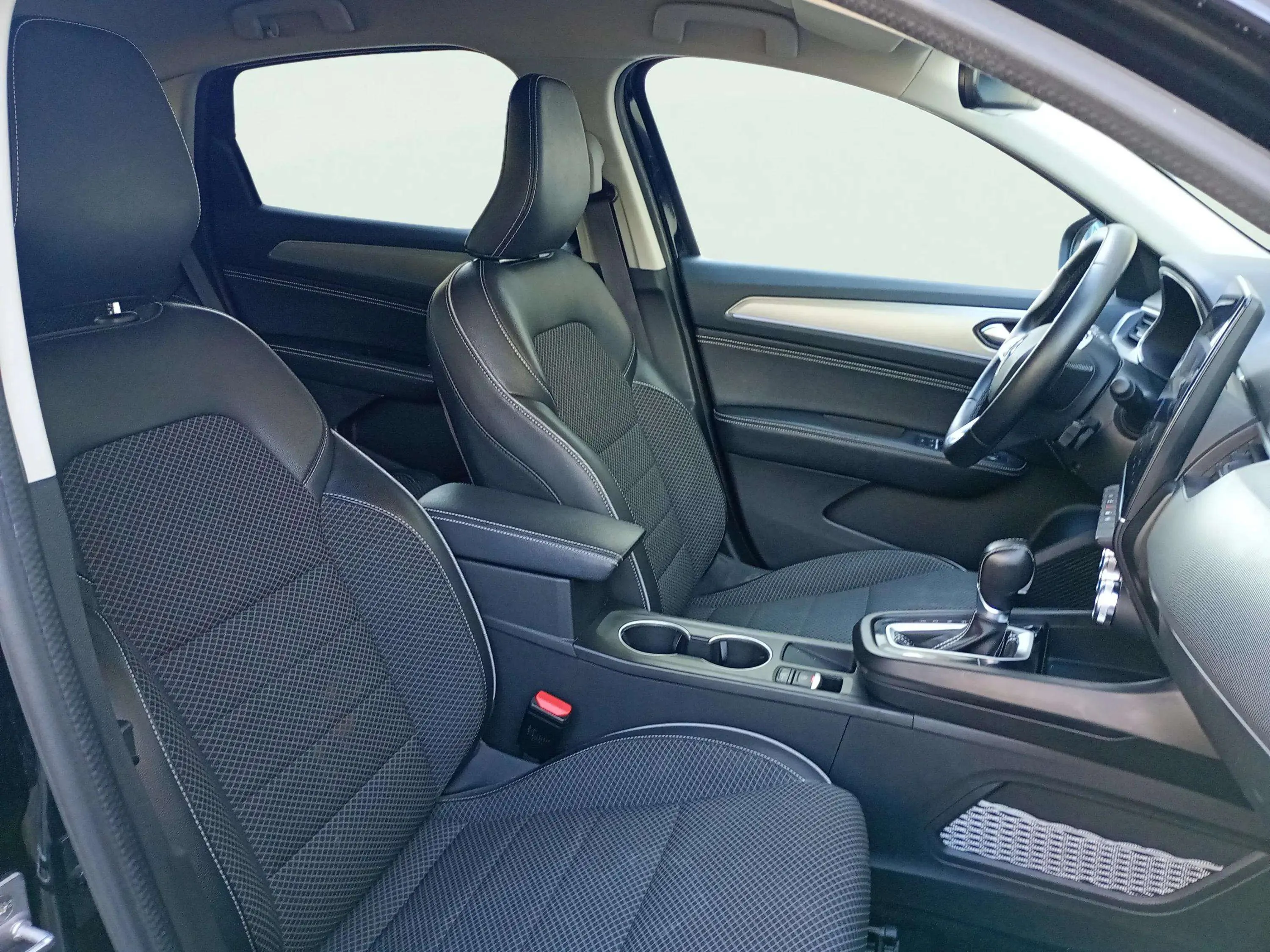 Renault Arkana Techno E-Tech full hybrid - foto 10
