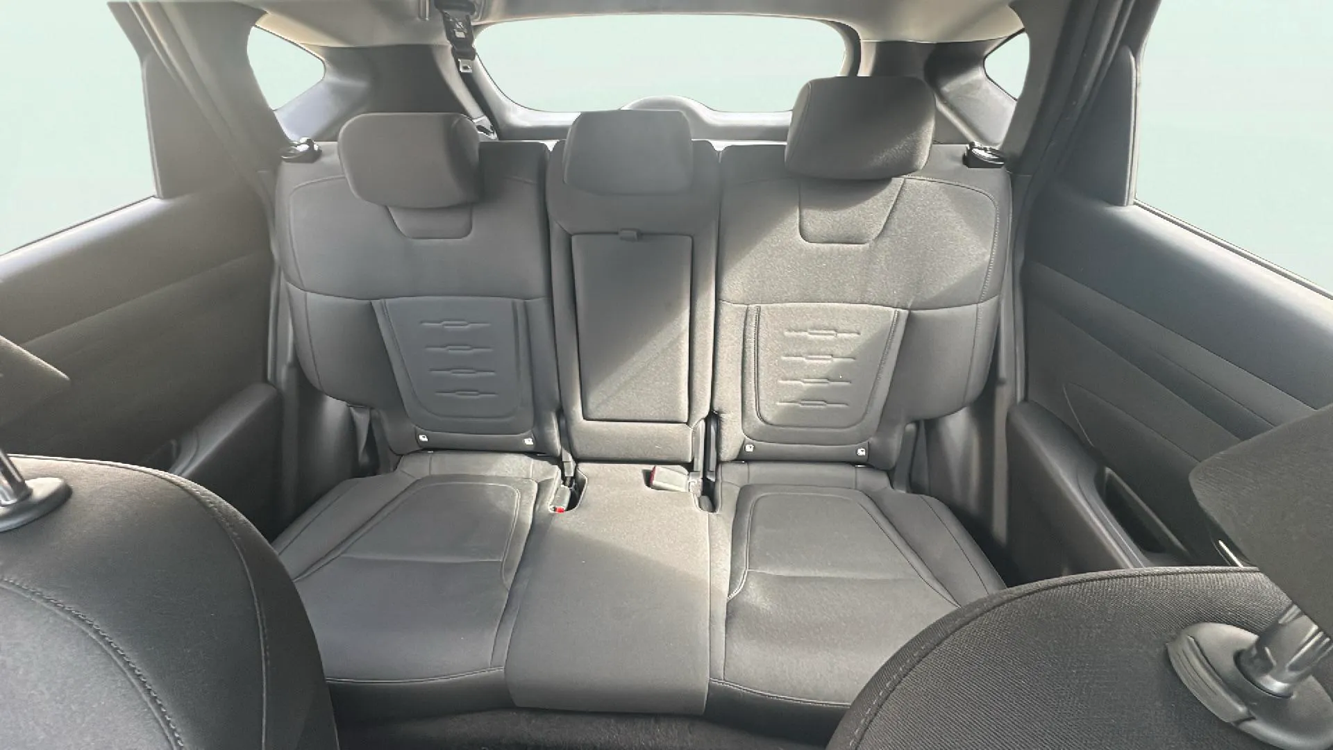 Hyundai Tucson 1.6T Maxx - foto 22