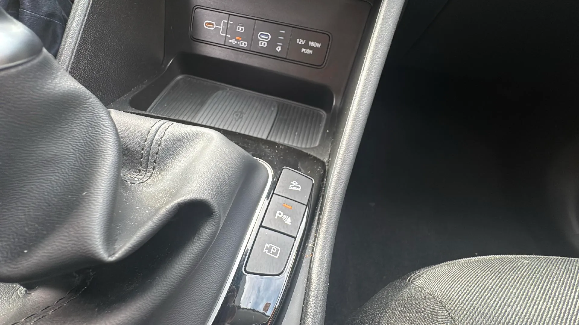 Hyundai Tucson 1.6T Maxx - foto 19