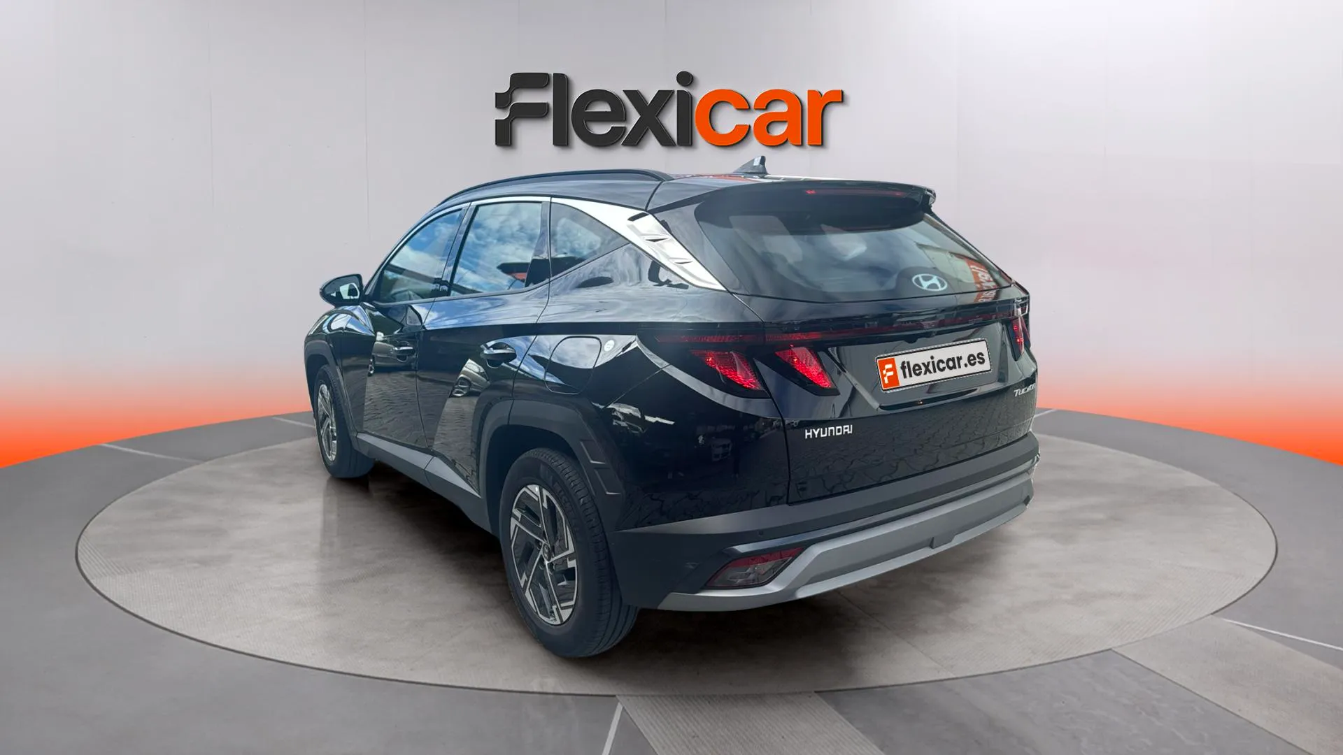 Hyundai Tucson 1.6T Maxx - foto 8