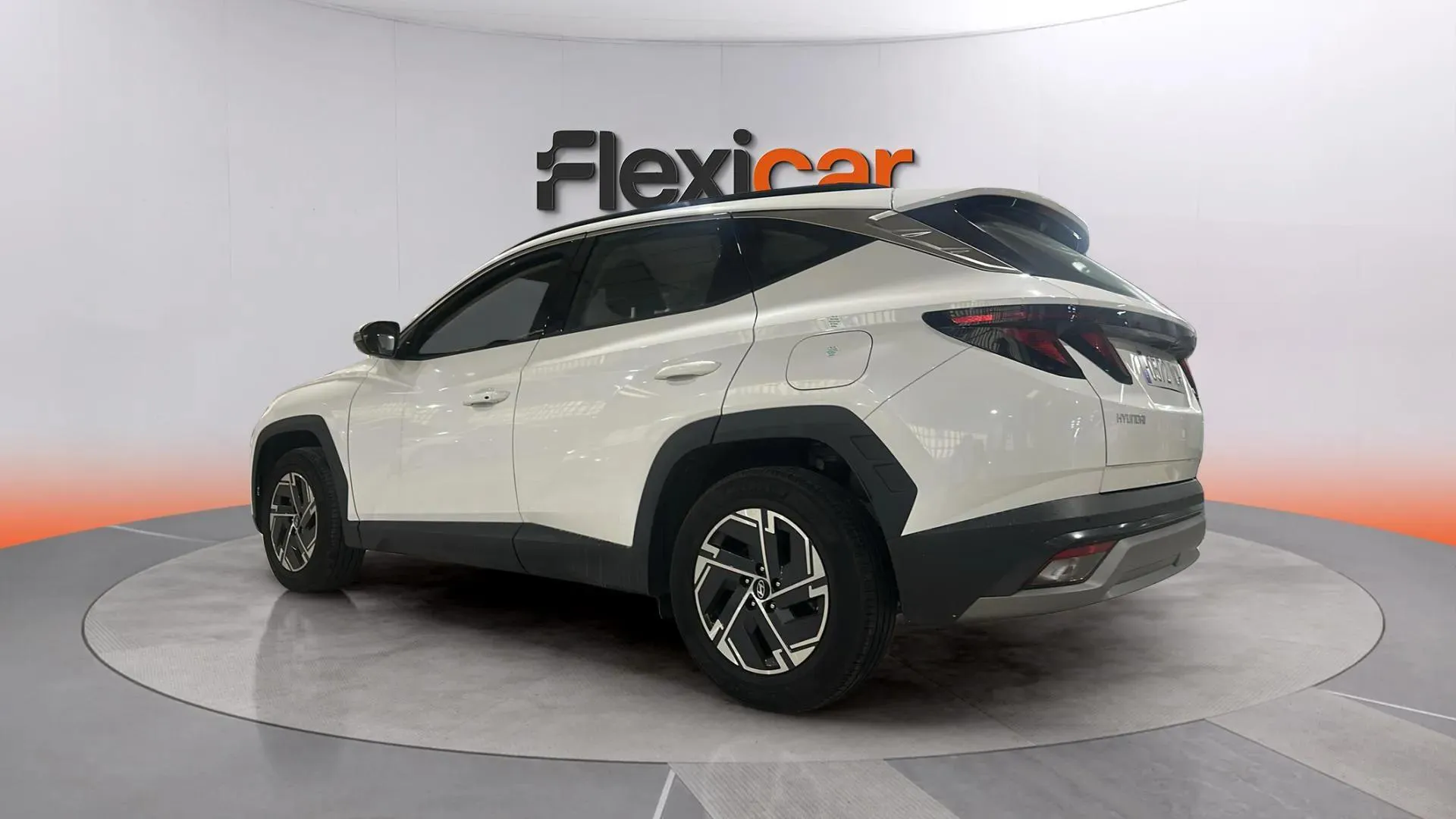 Hyundai Tucson 1.6T Maxx - foto 6