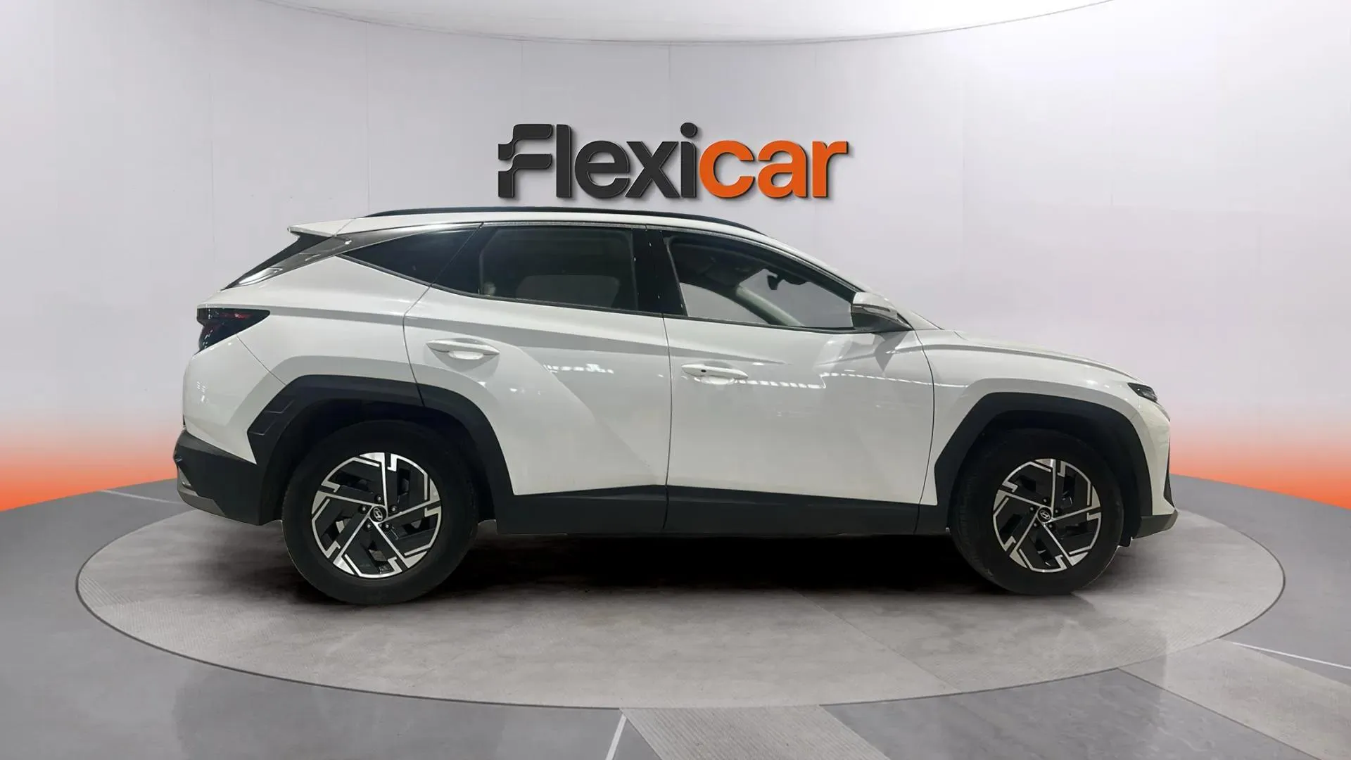 Hyundai Tucson 1.6T Maxx - foto 3