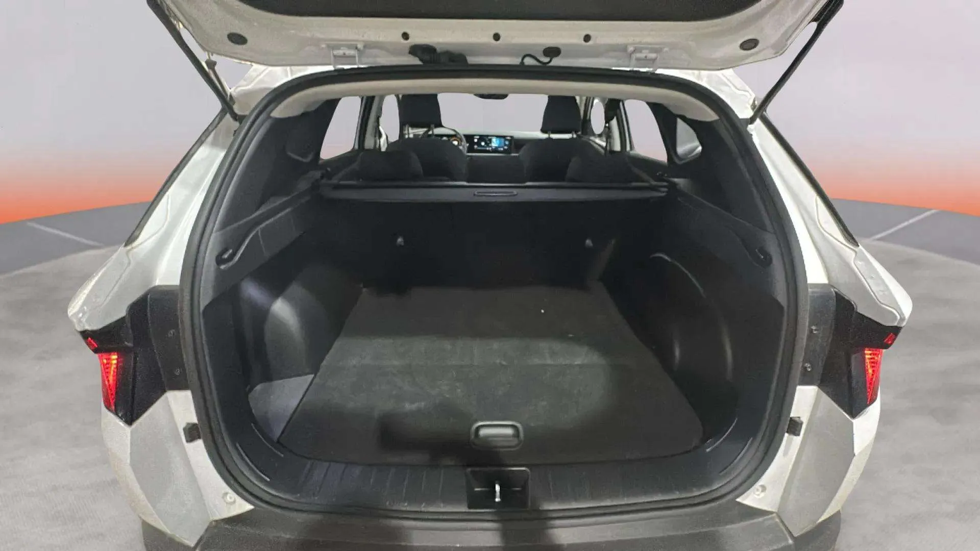 Hyundai Tucson 1.6T Maxx - foto 9