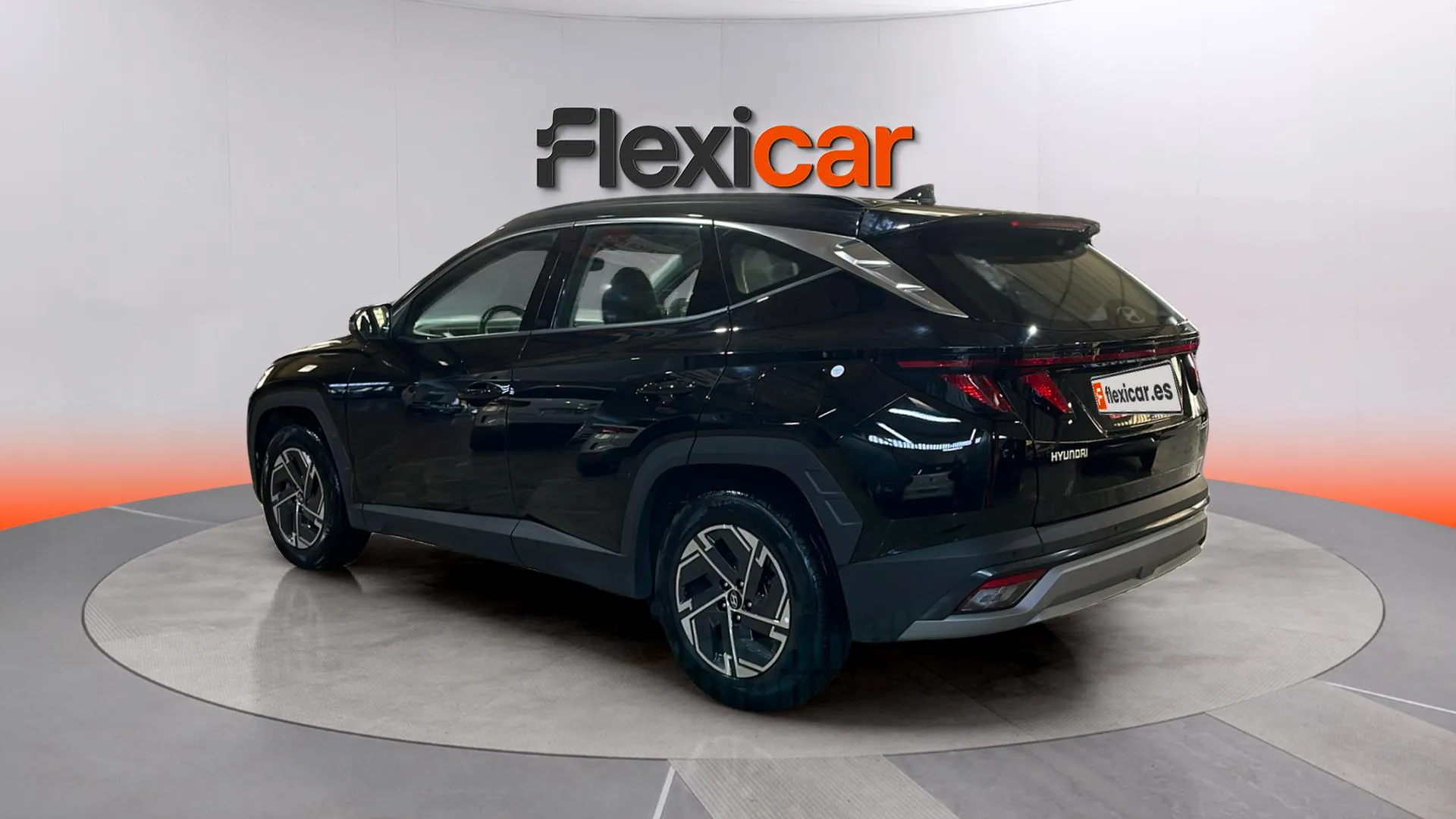Hyundai Tucson 1.6T Maxx - foto 8
