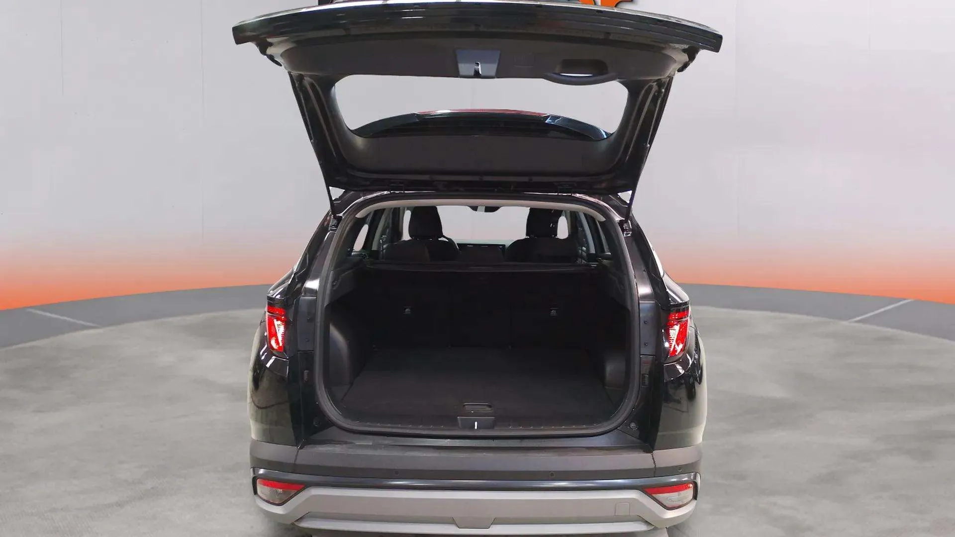Hyundai Tucson 1.6T Maxx - foto 16