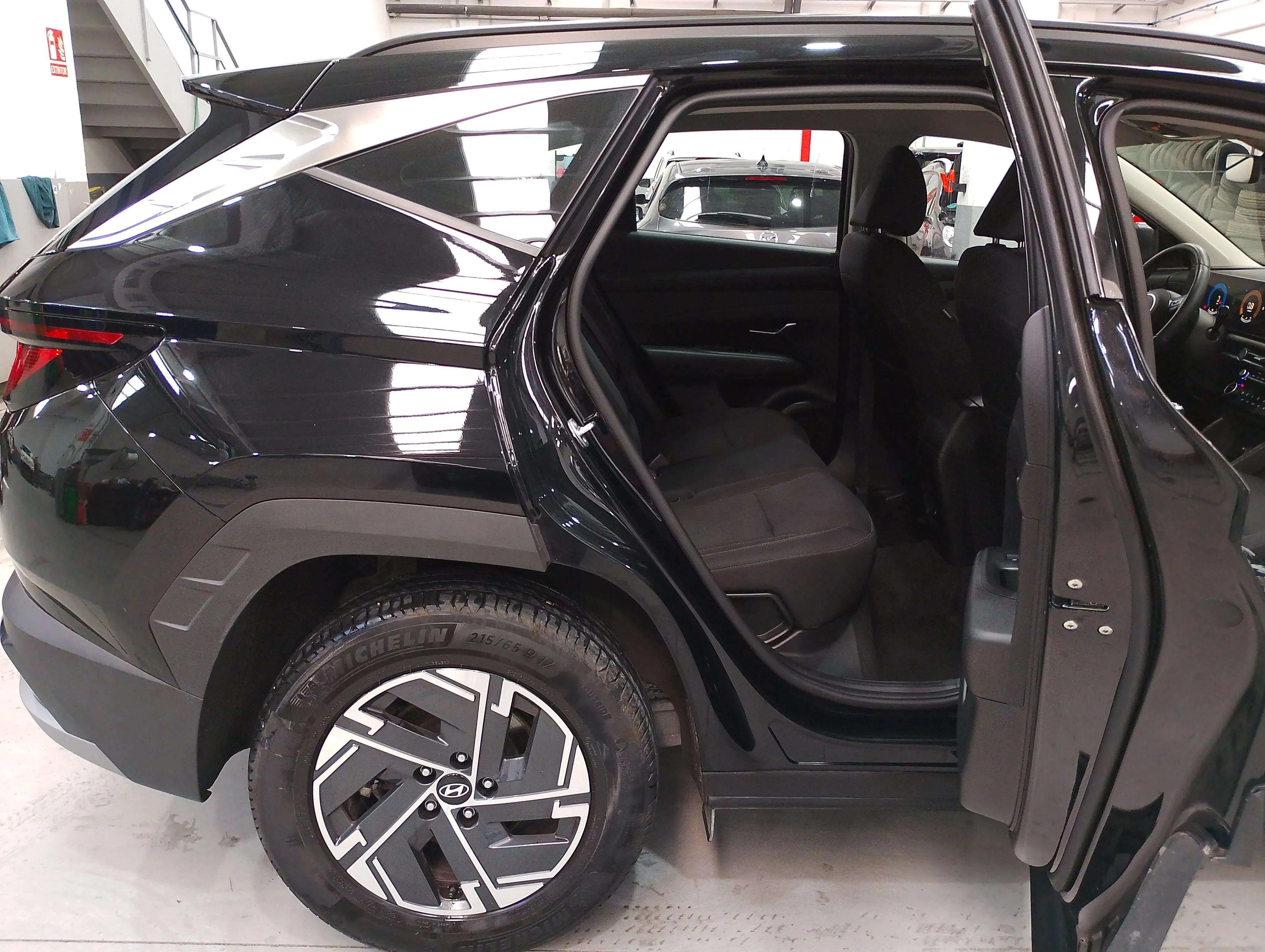 Hyundai Tucson 1.6T Maxx - foto 13