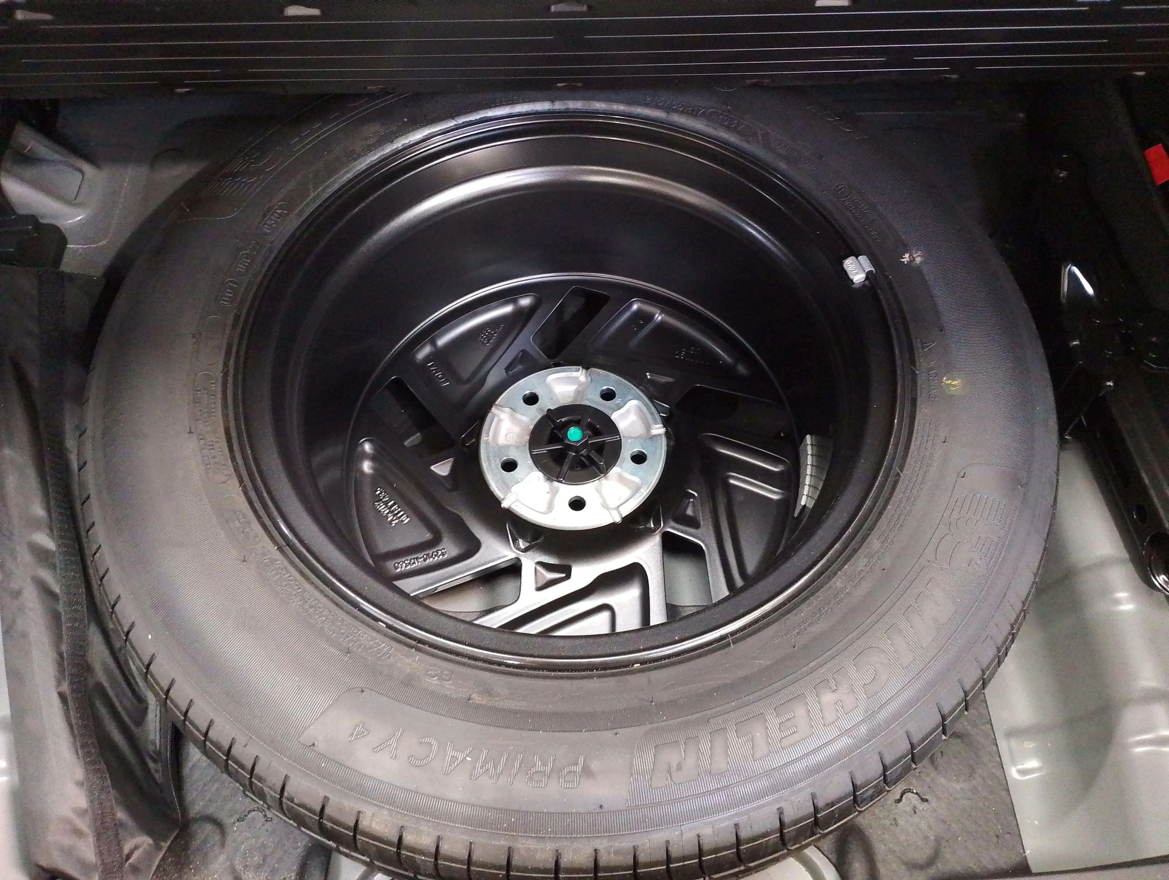 Hyundai Tucson 1.6T Maxx - foto 26