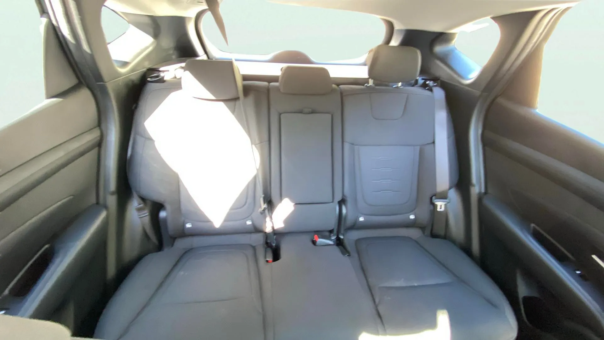 Hyundai Tucson 1.6T Maxx - foto 25