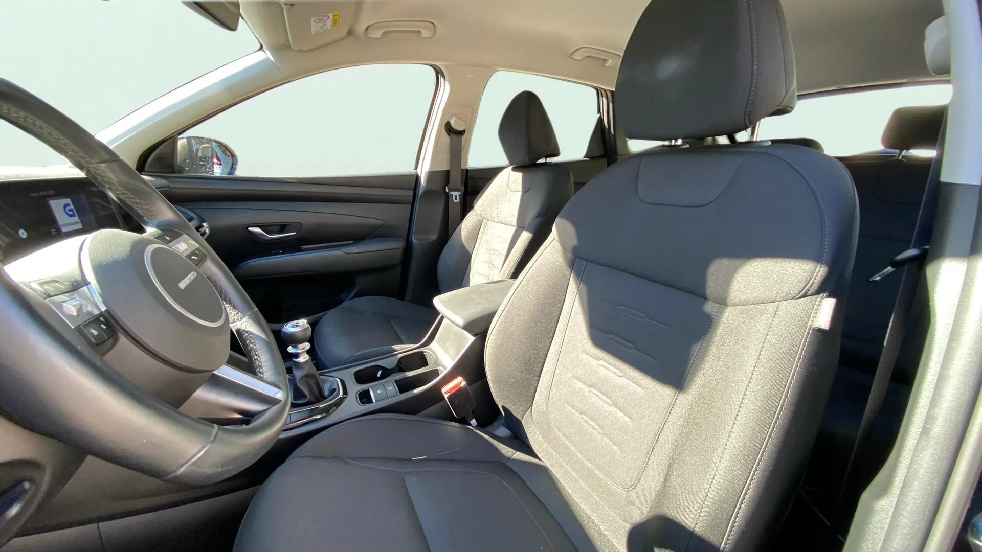 Hyundai Tucson 1.6T Maxx - foto 21