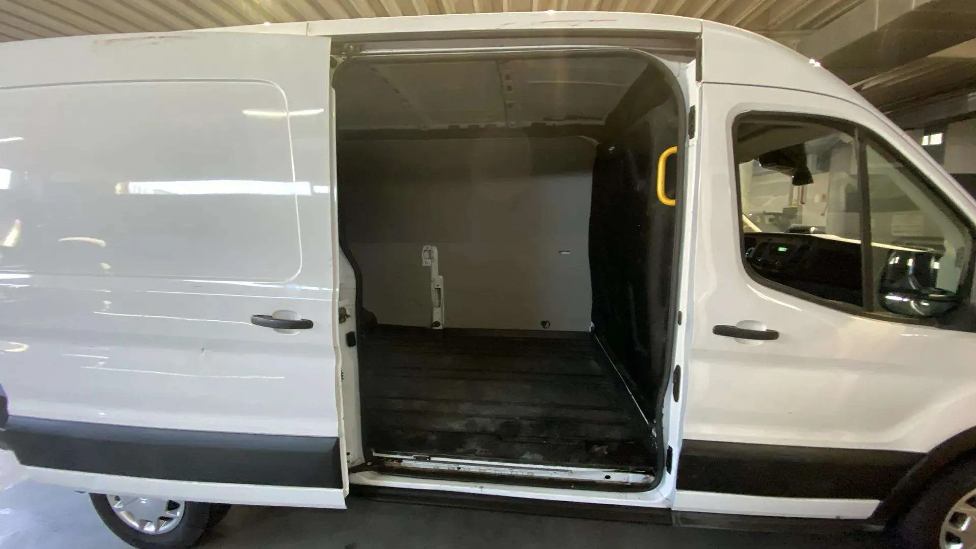 Ford Transit 350 L3H2 Van DC Trend FWD - foto 26