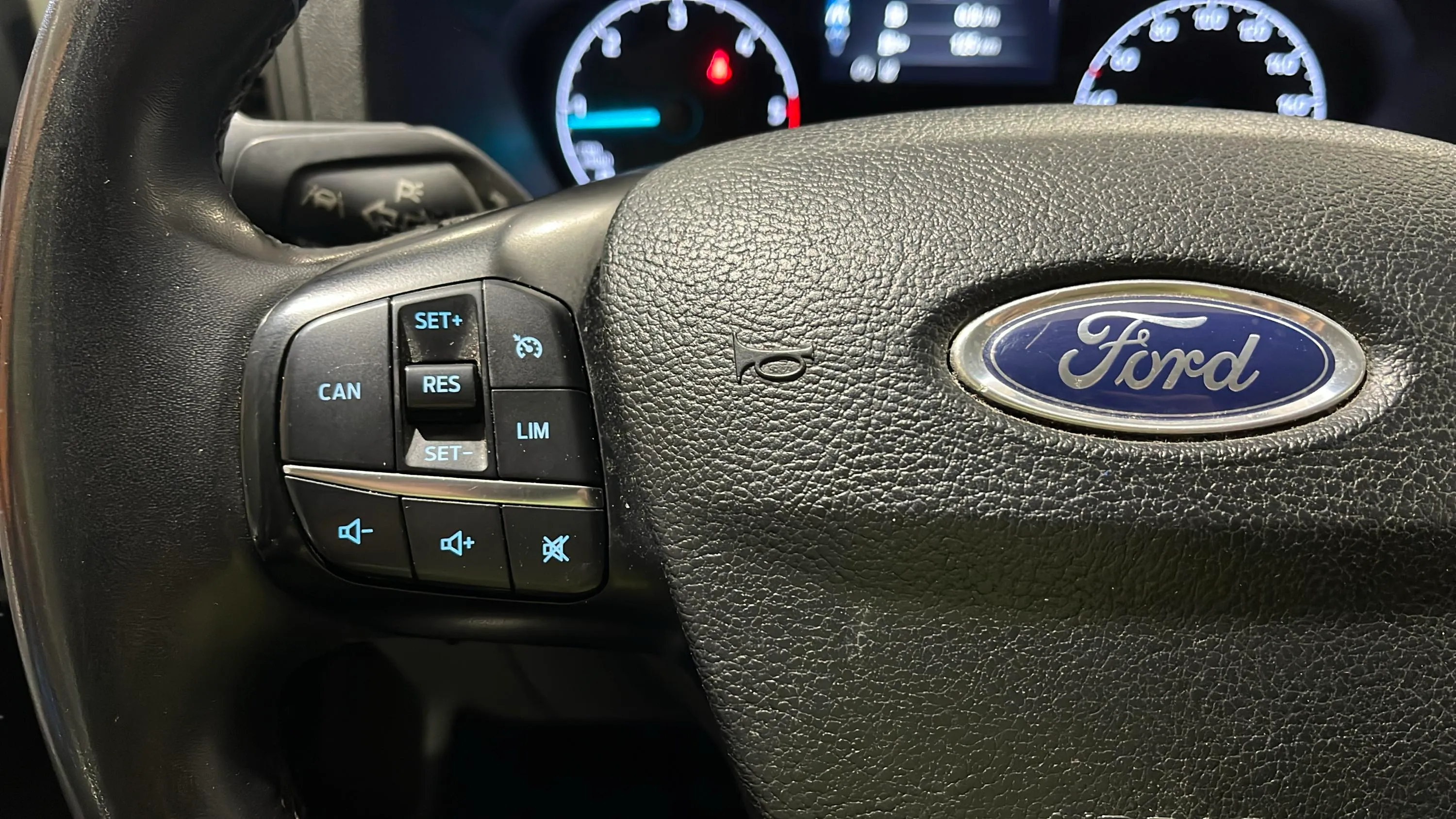 Ford Transit 350 L3H2 Van Trend FWD - foto 18