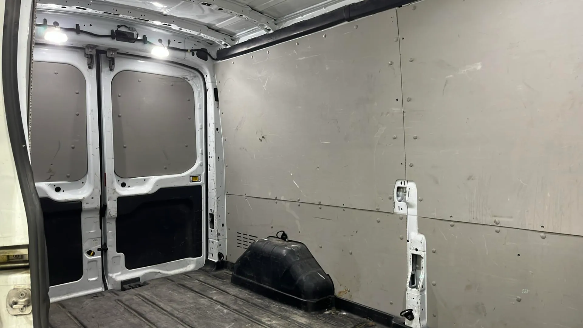 Ford Transit 350 L3H2 Van Trend FWD - foto 9