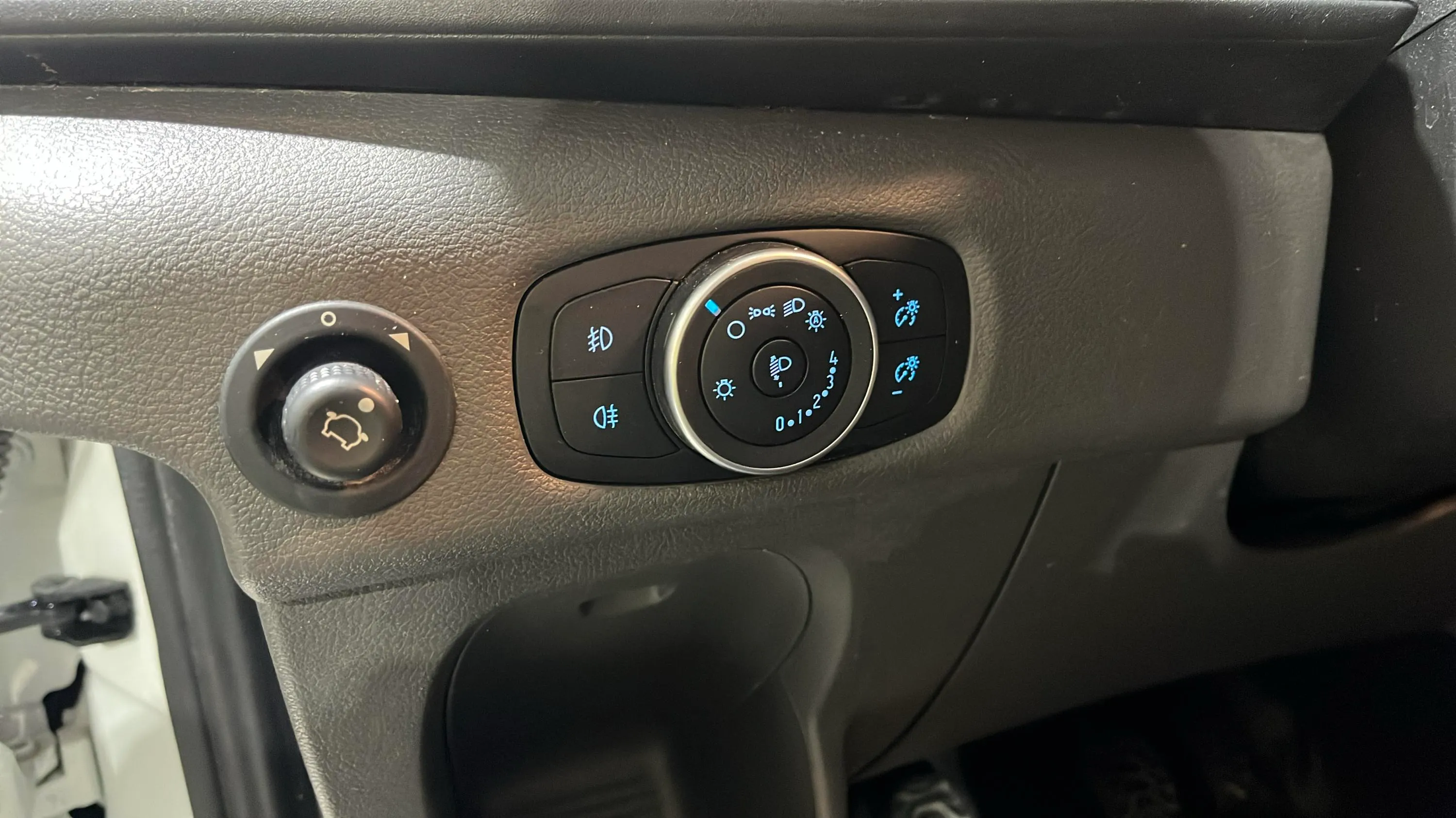 Ford Transit 350 L3H2 Van Trend FWD - foto 17