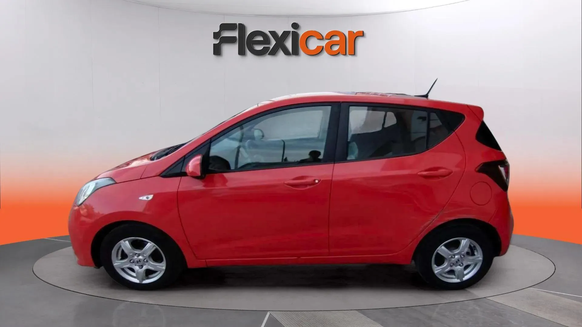 Hyundai i10 1.0 Klass - foto 4