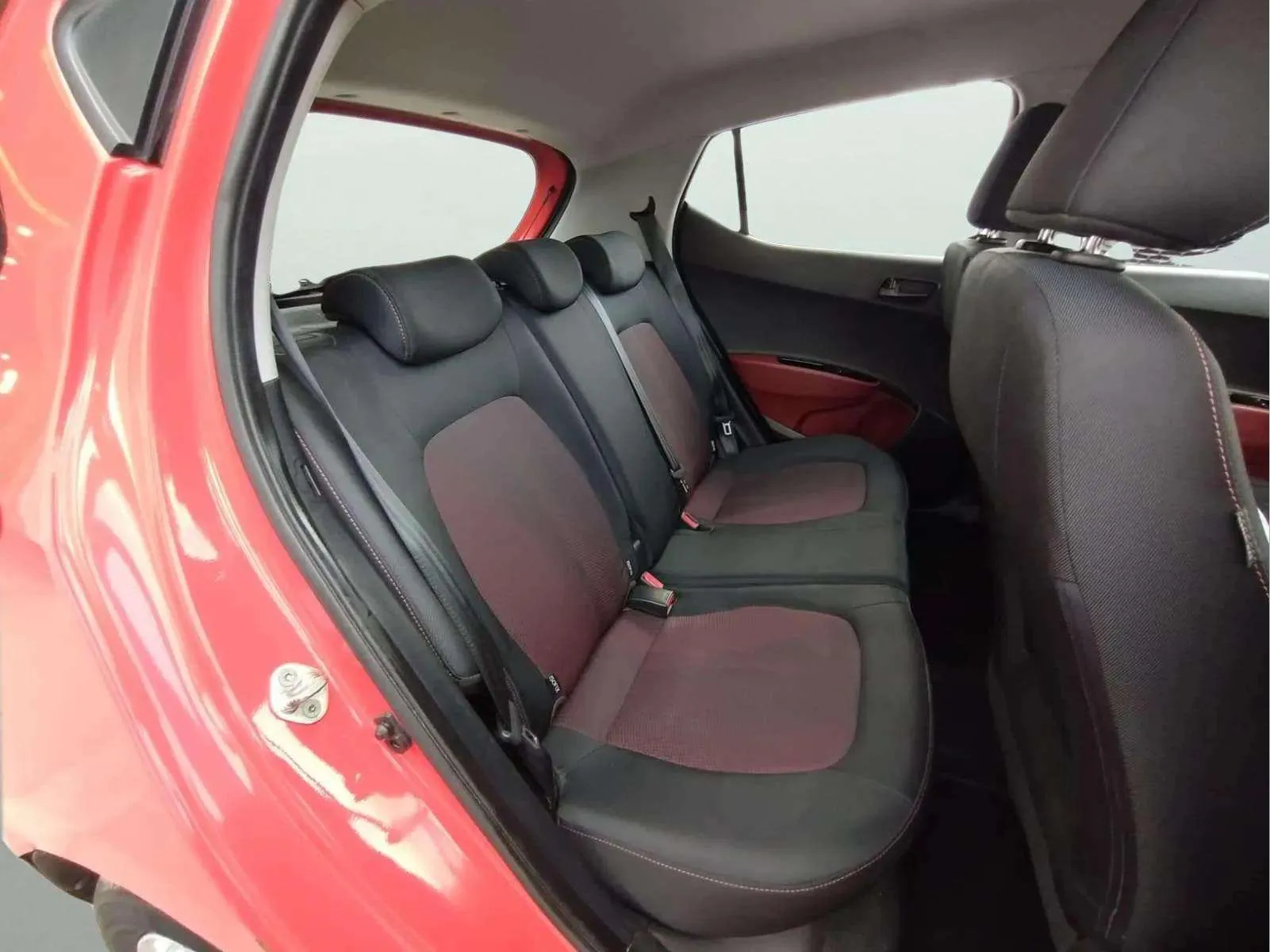 Hyundai i10 1.0 Klass - foto 13