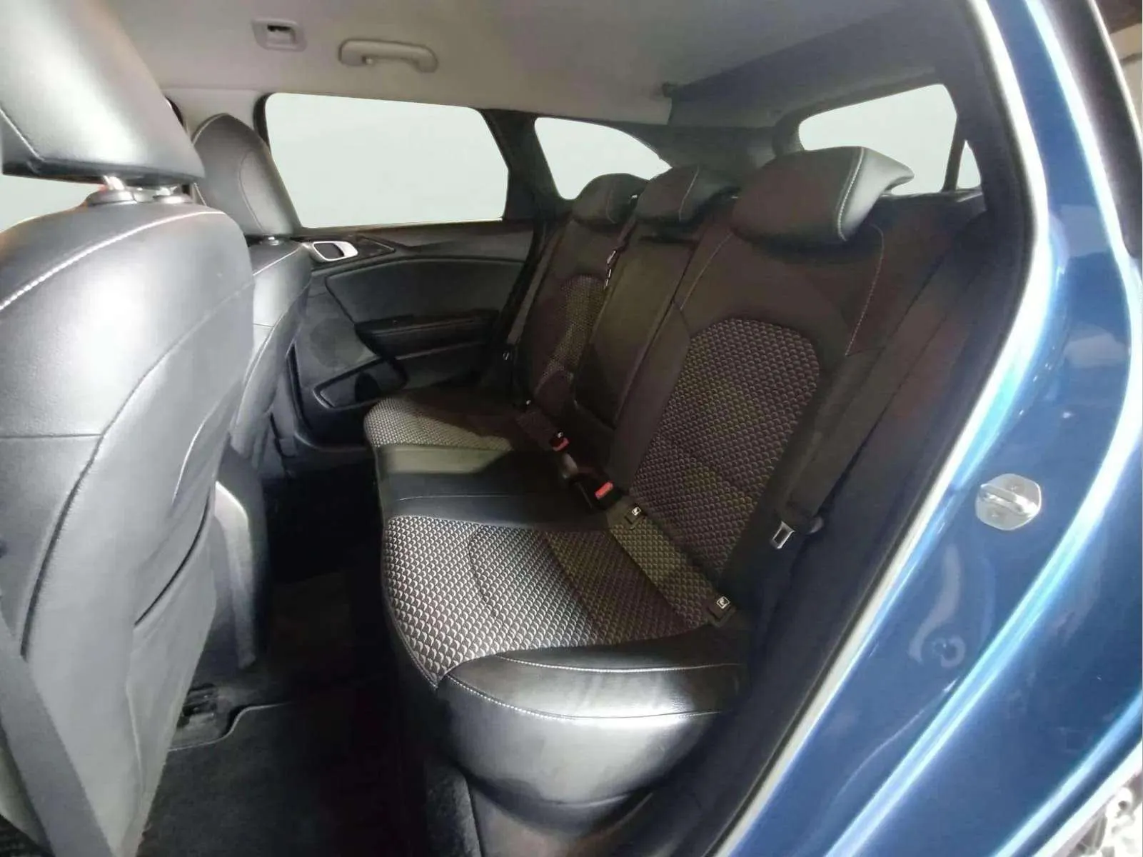 Kia Ceed Tourer 1.0 T-GDi Tech - foto 15