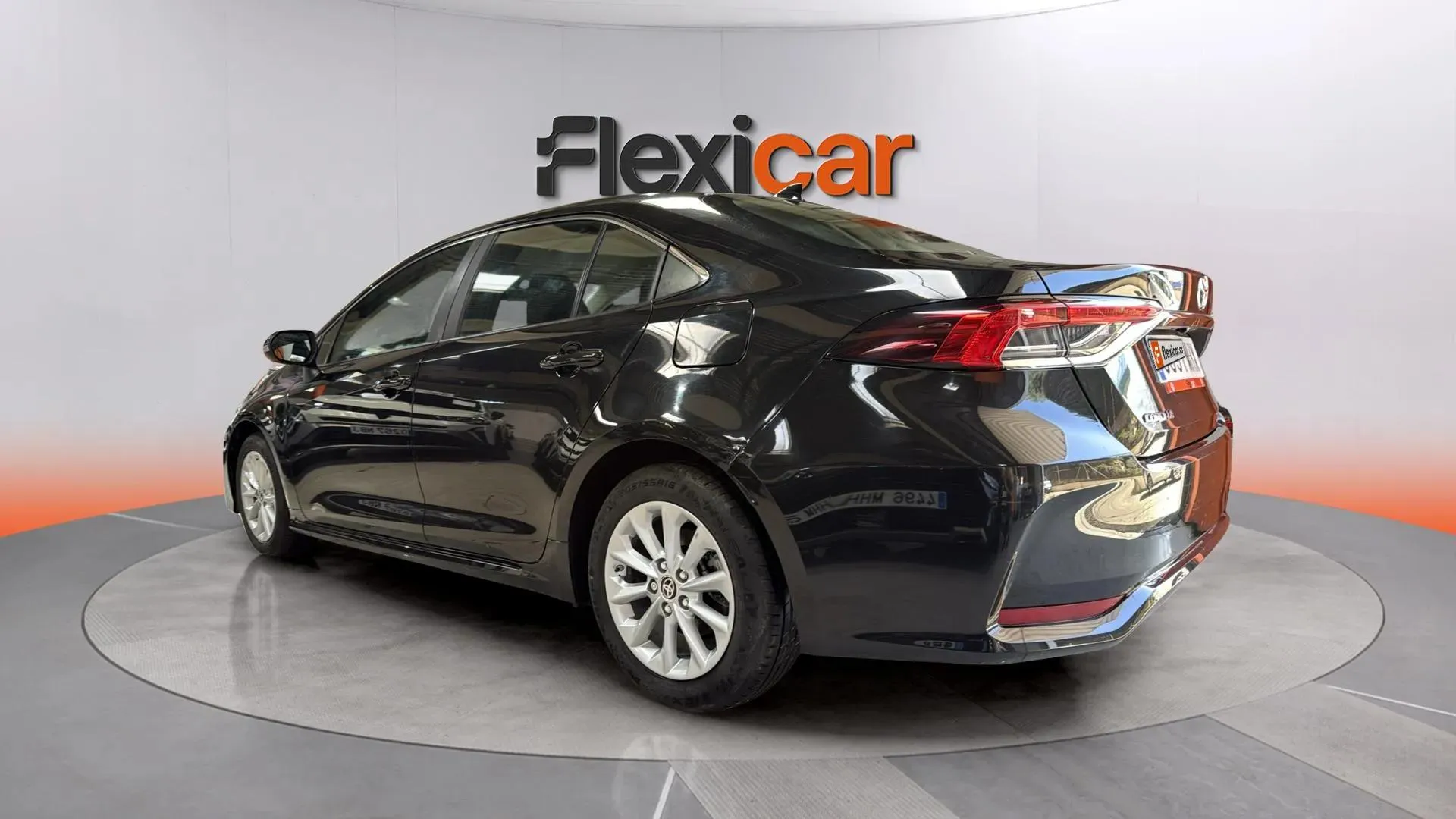 Toyota Corolla 1.5CC - foto 5