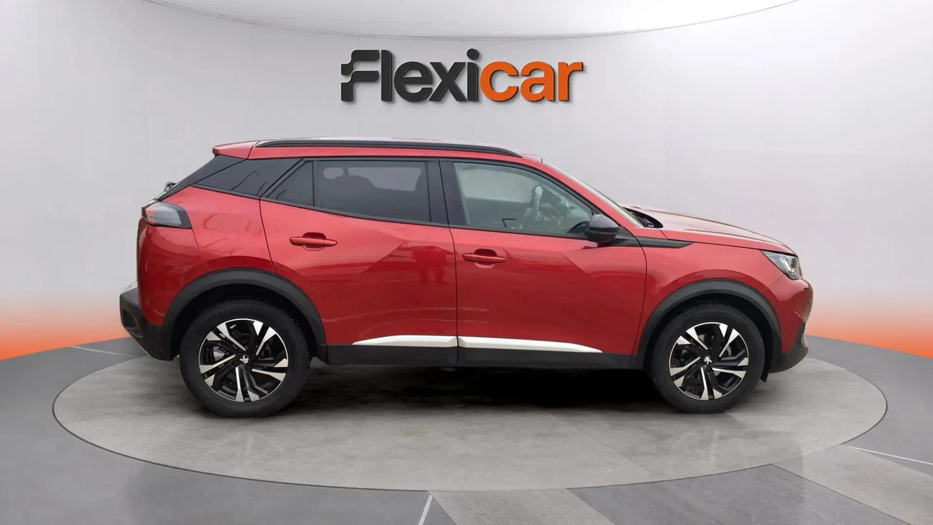 Peugeot 2008 Allure Pack PureTech 130 EAT8 - foto 7