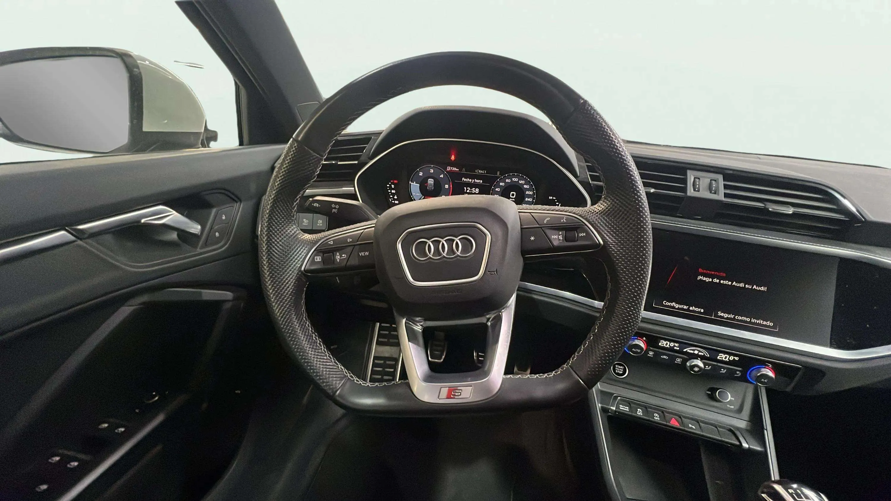 Audi Q3 35 TDI - foto 12