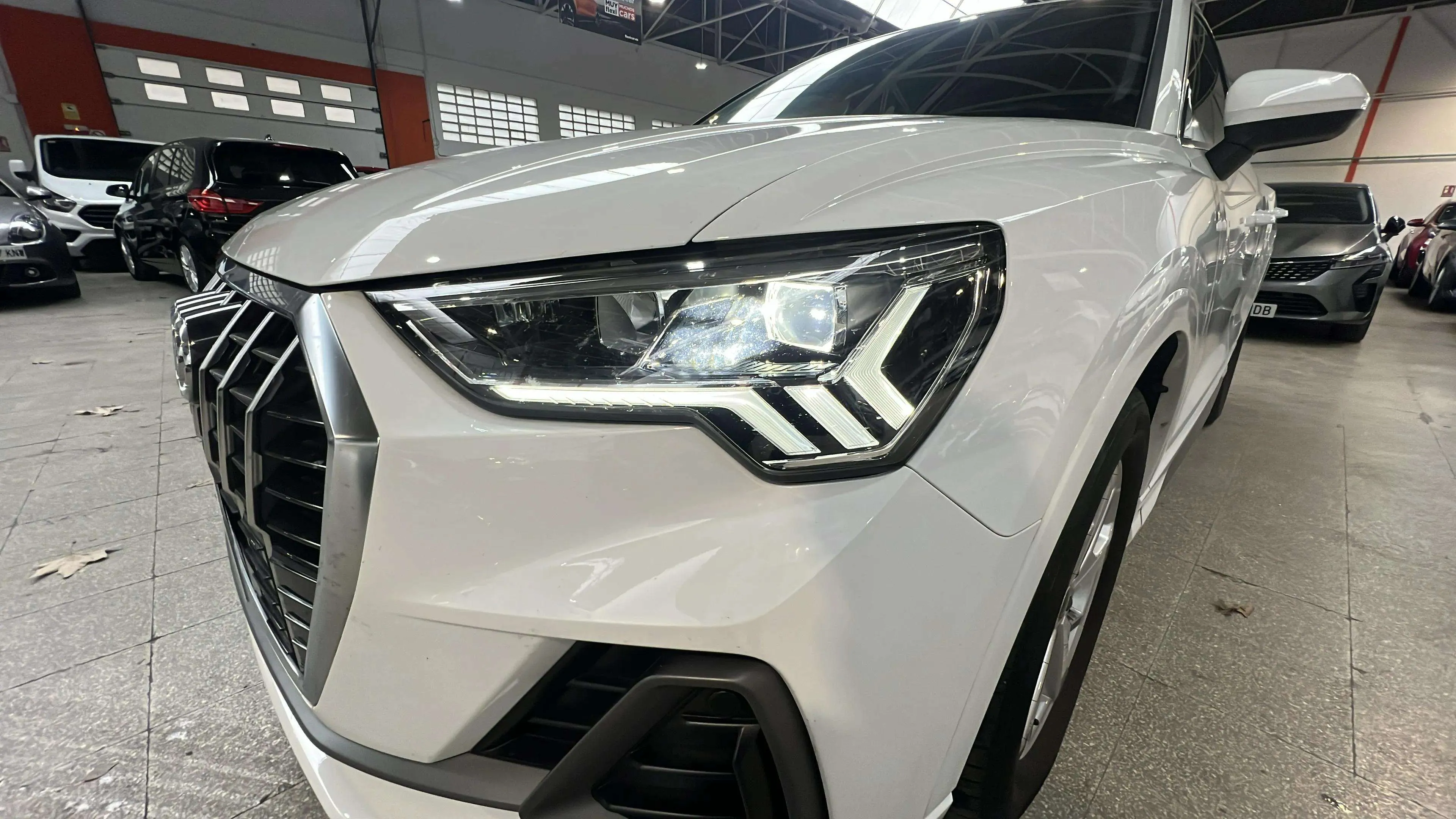 Audi Q3 35 TDI - foto 7