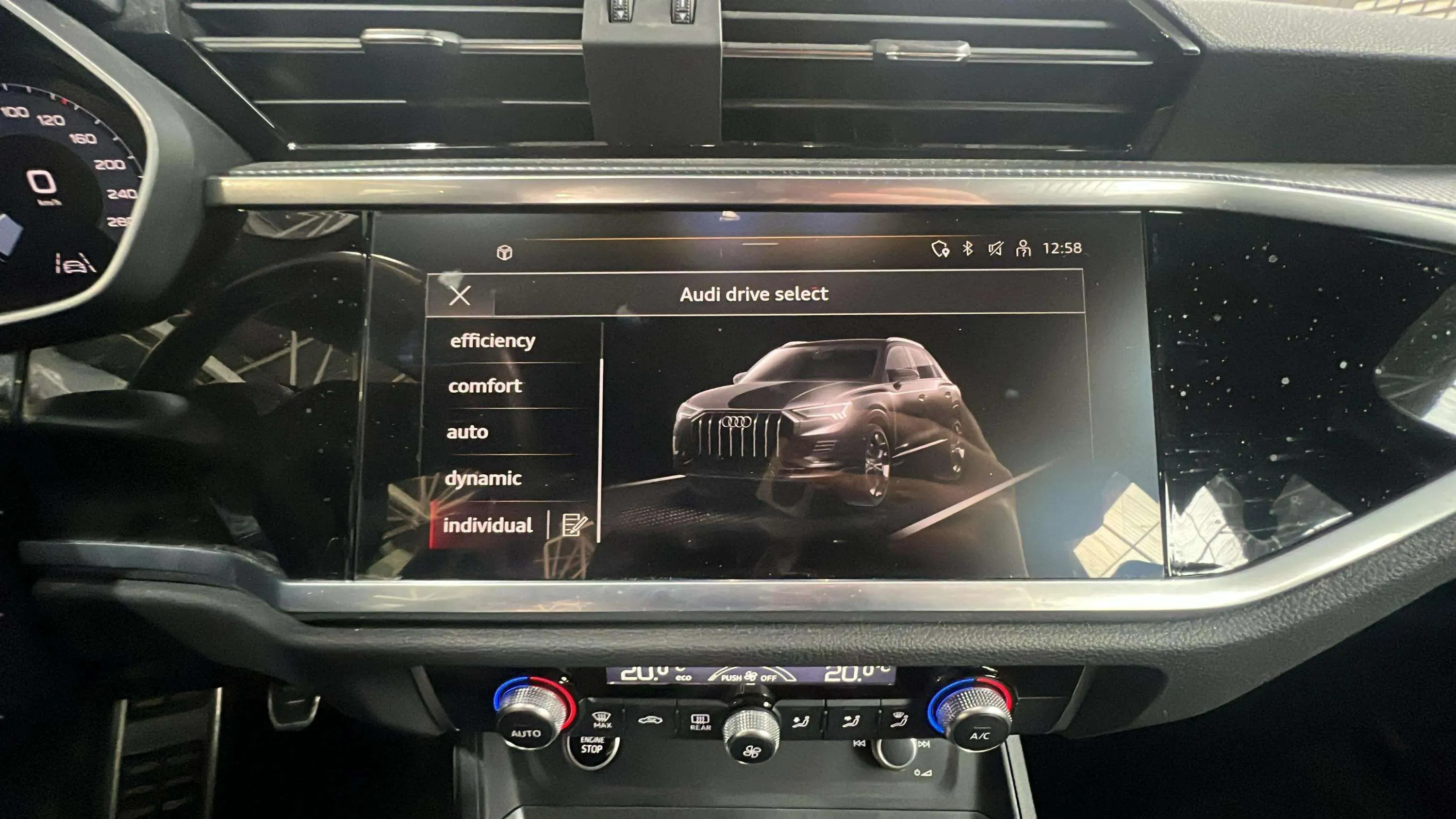 Audi Q3 35 TDI - foto 15