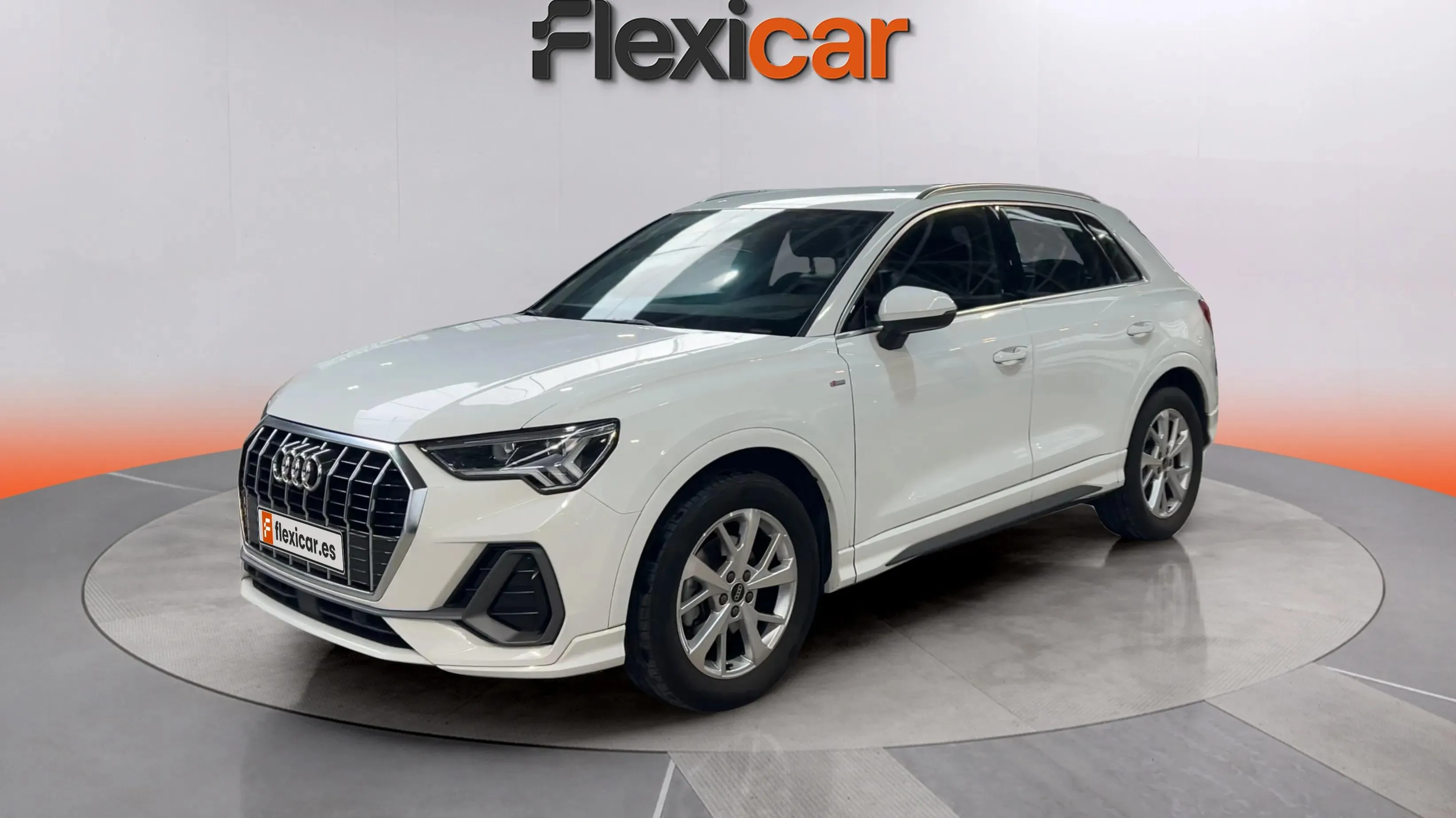 Audi Q3 35 TDI - foto 3
