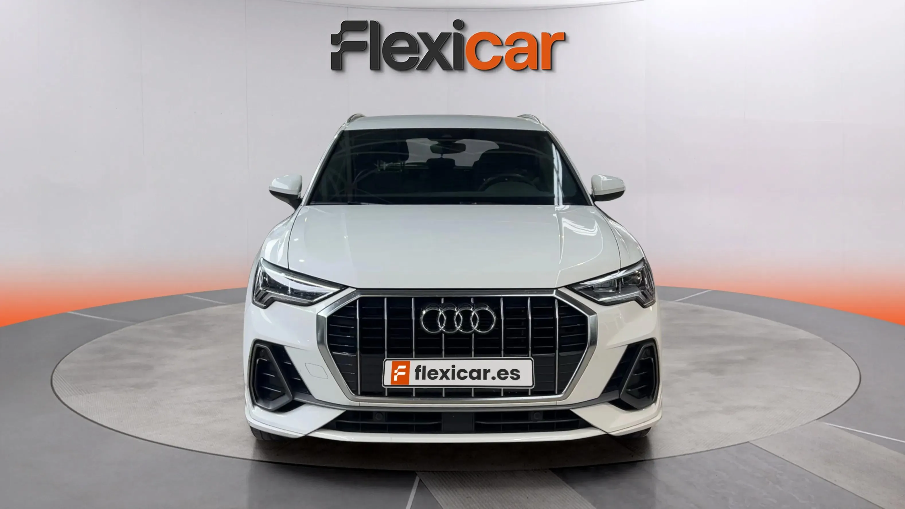 Audi Q3 35 TDI - foto 2