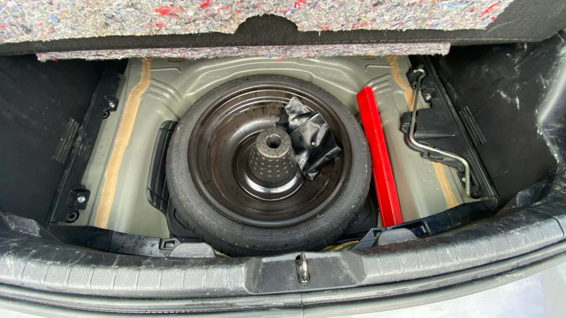 Toyota Yaris 1.0 70 Active - foto 15