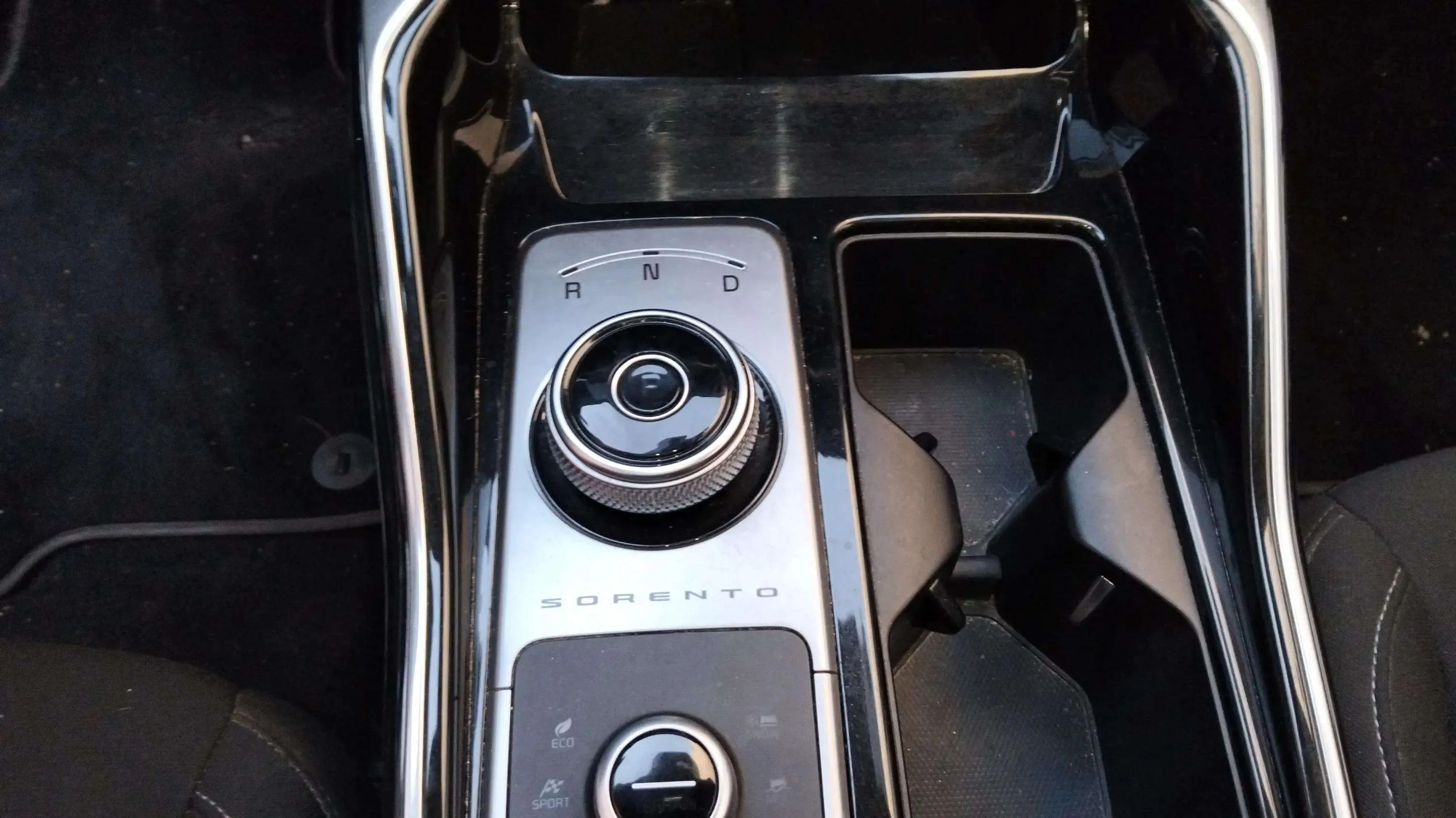 Kia Sorento 1.6 T-GDi PHEV Drive 4x4 7 plazas - foto 18