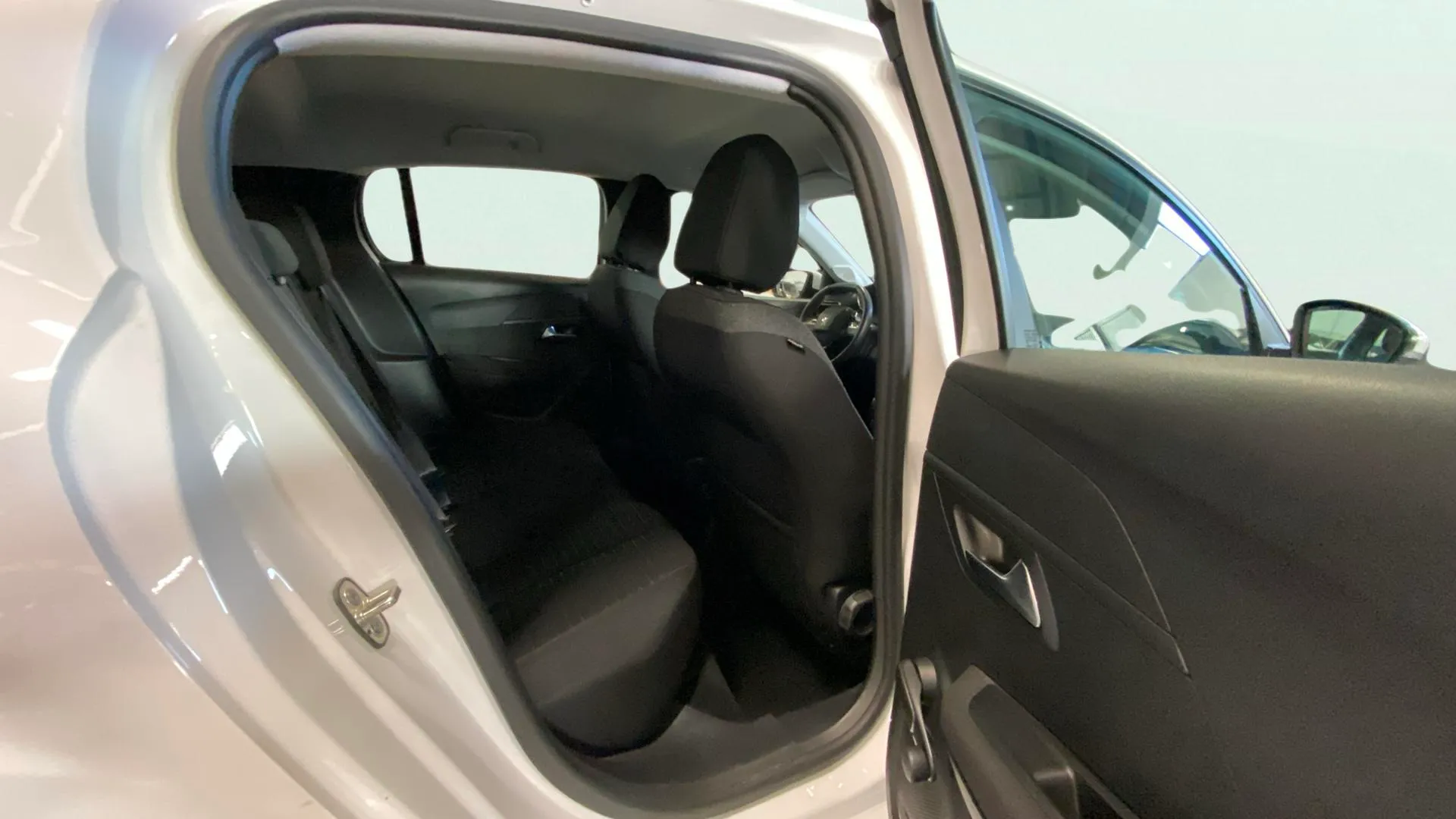 Peugeot 208 PureTech Active - foto 18