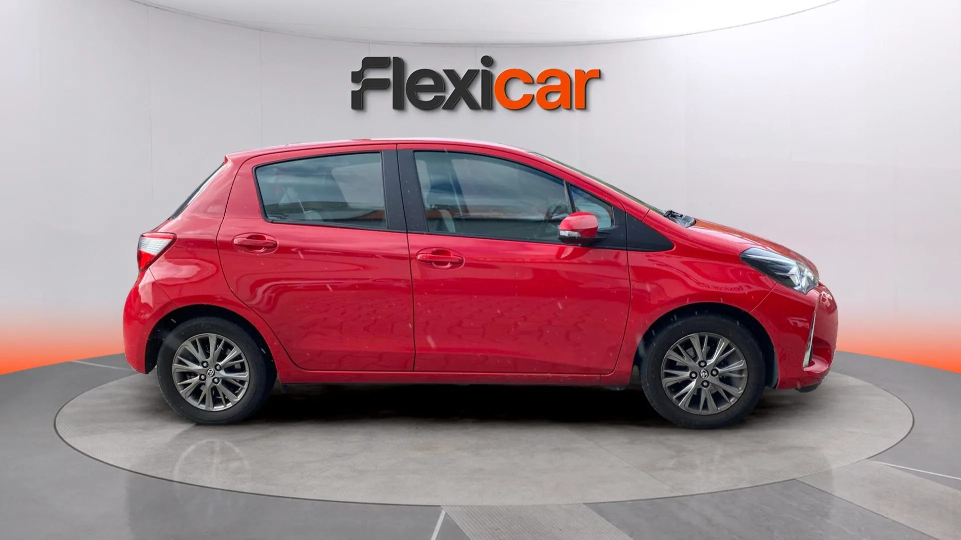 Toyota Yaris 1.0 70 Active - foto 3