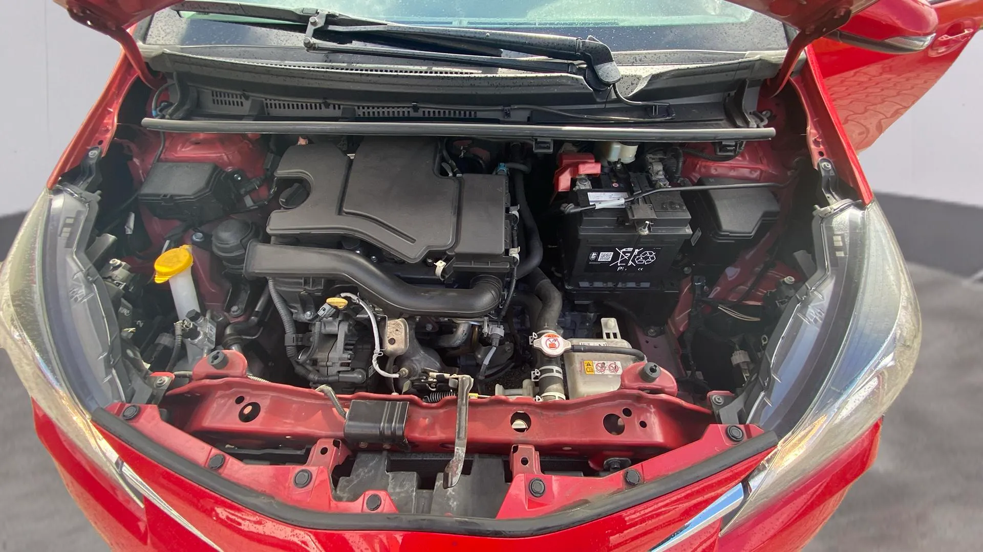 Toyota Yaris 1.0 70 Active - foto 14