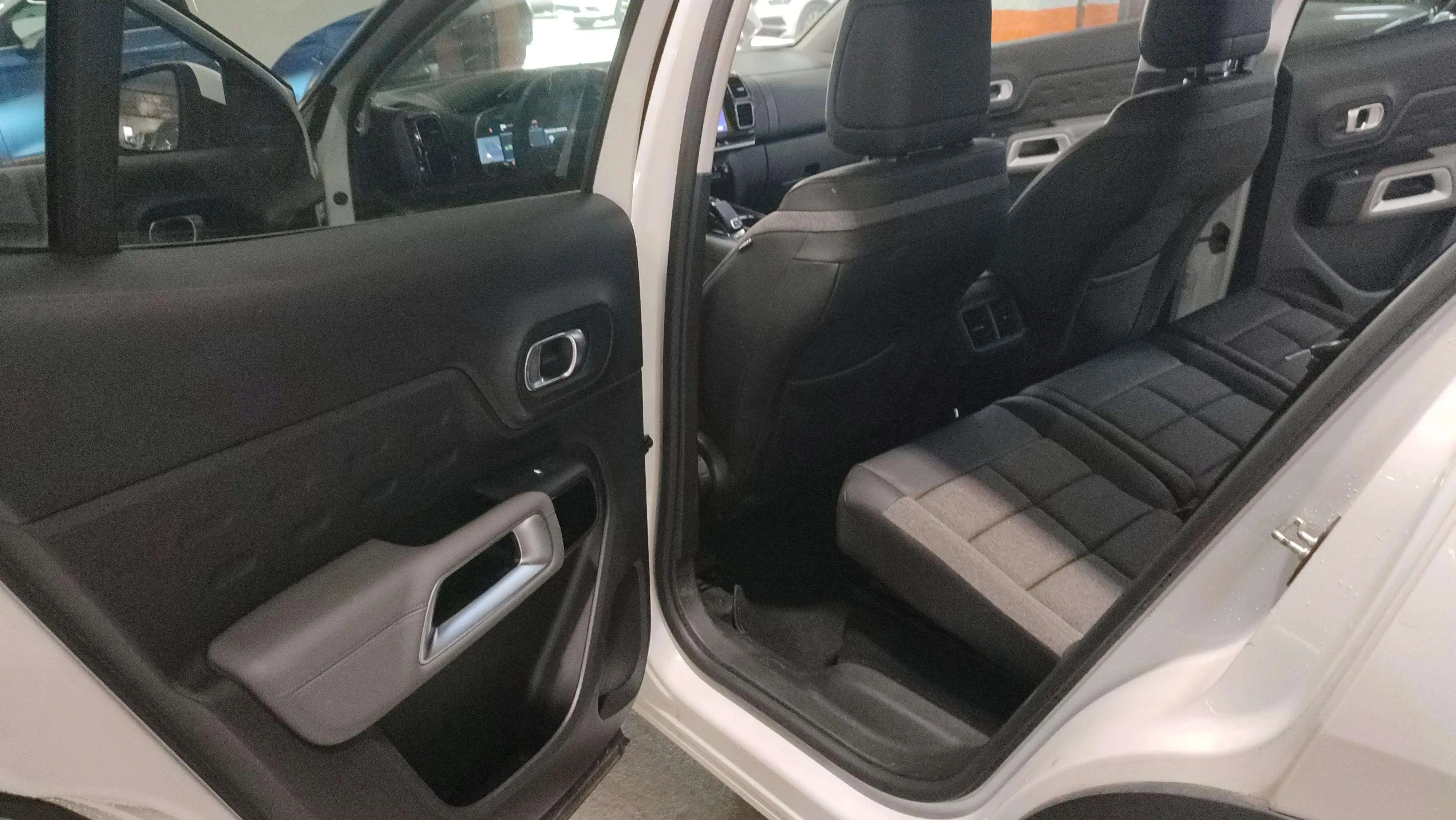 Citroën C5 Aircross BlueHDi EAT8 Shine - foto 15