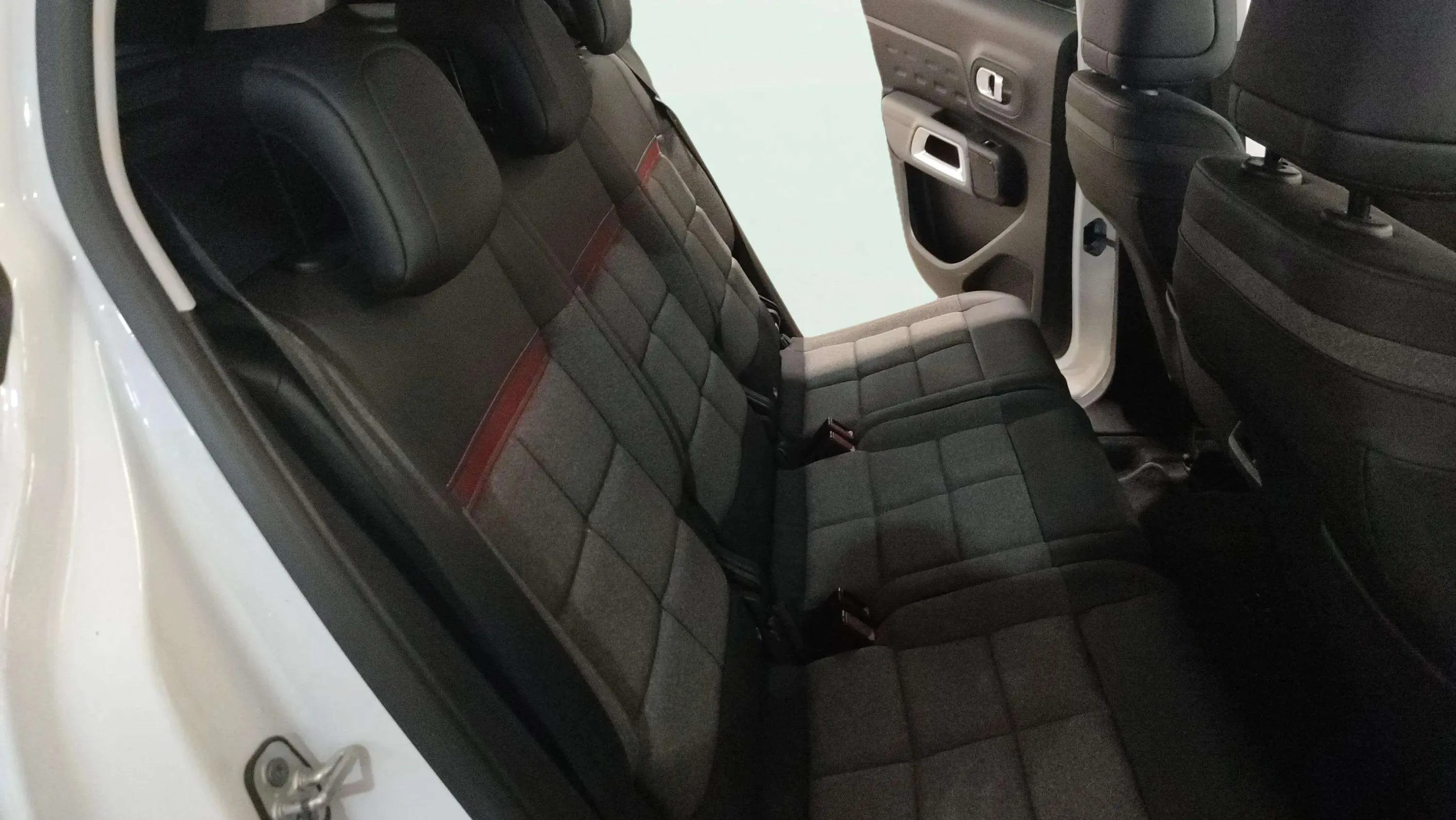 Citroën C5 Aircross BlueHDi EAT8 Shine - foto 8
