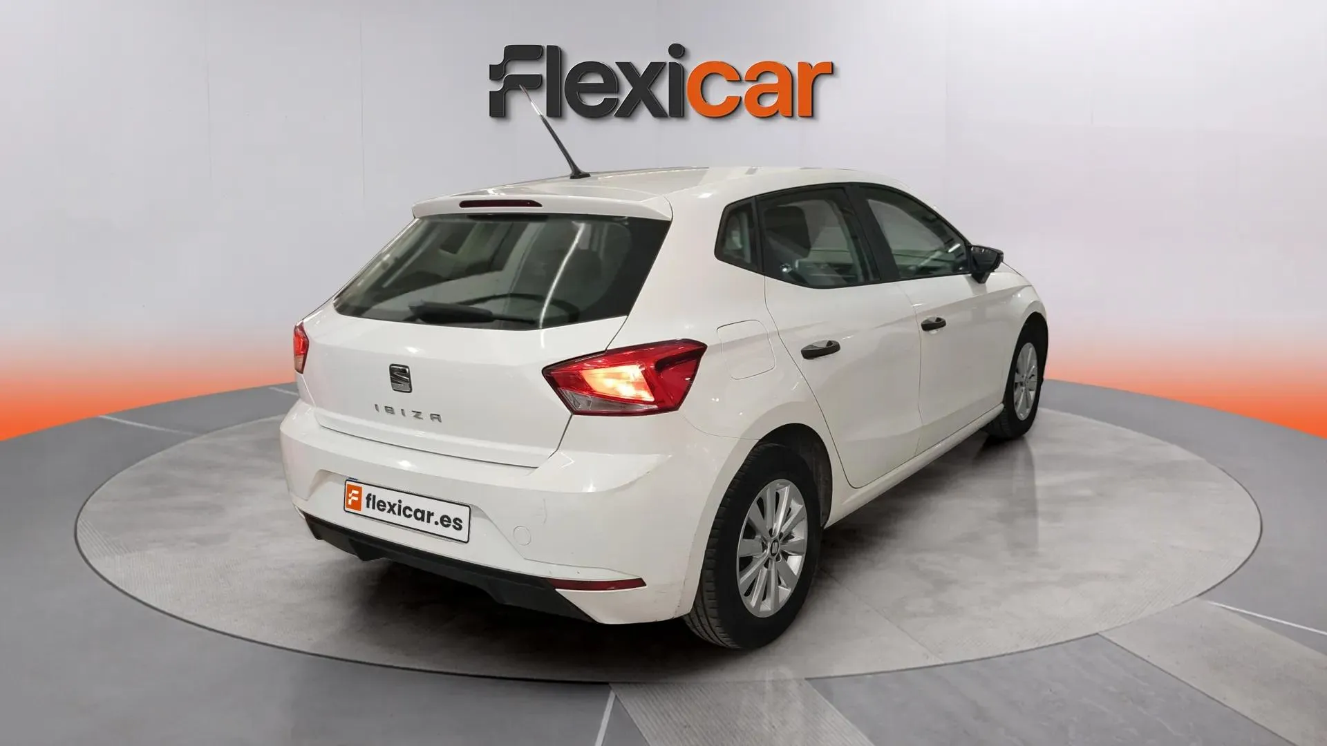 SEAT Ibiza 1.0 MPI Style Plus - foto 3